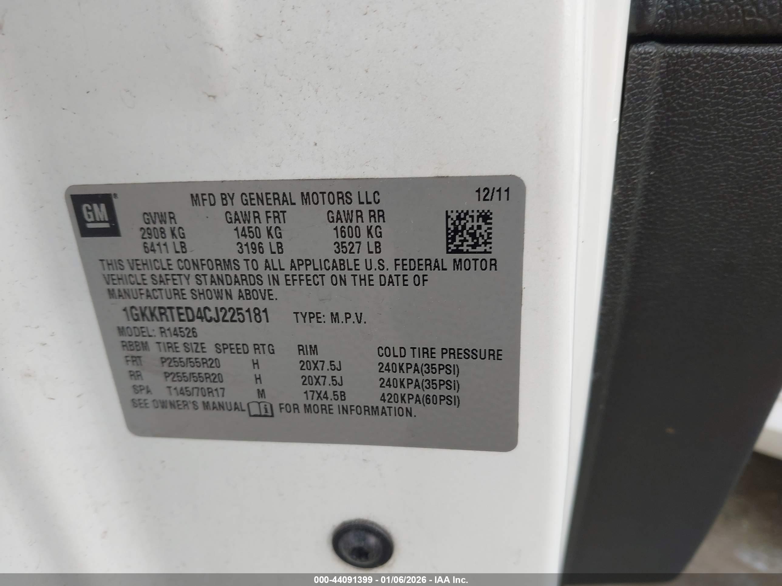 GMC ACADIA image 9