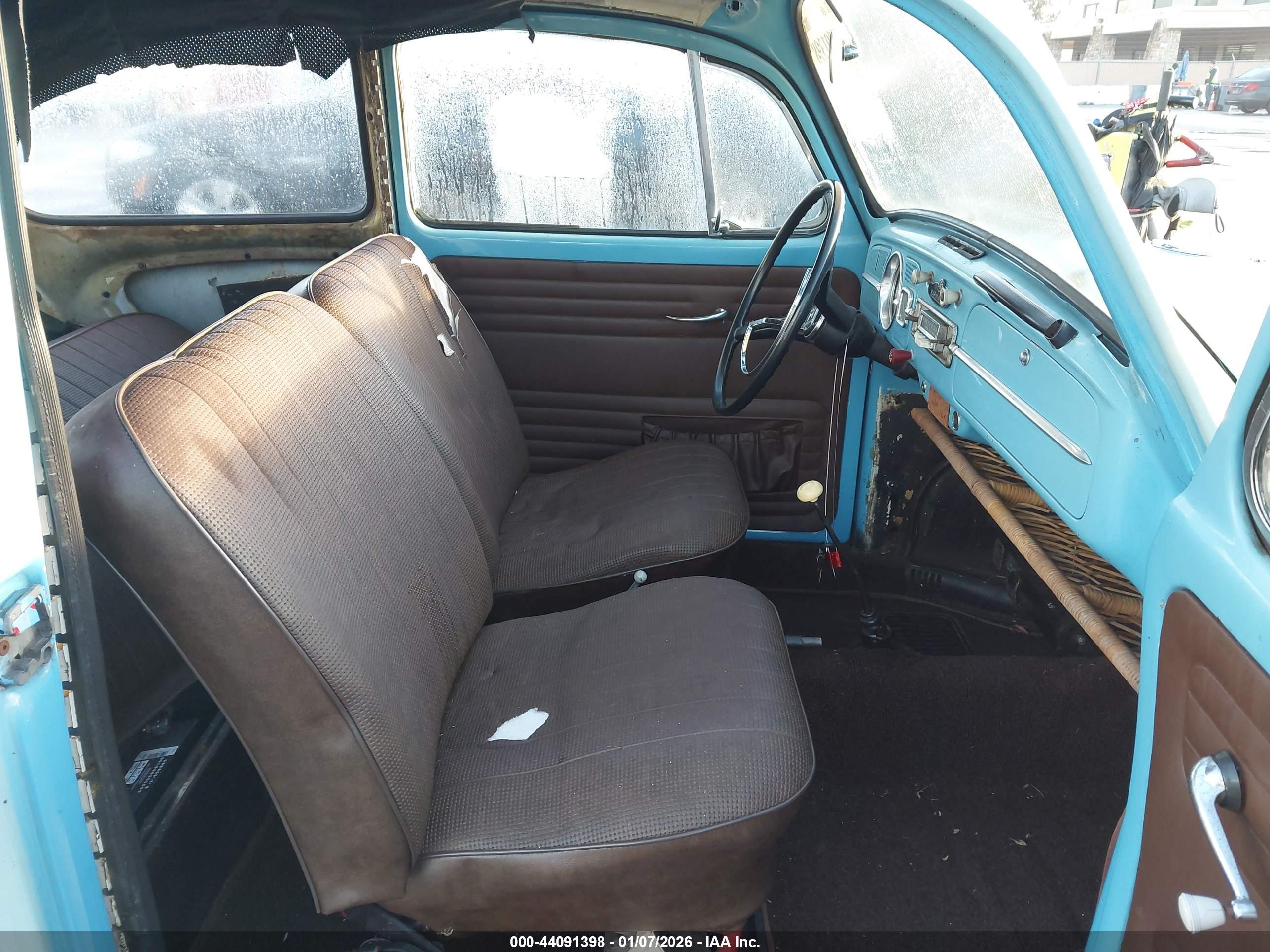 VOLKSWAGEN CABRIO image 5