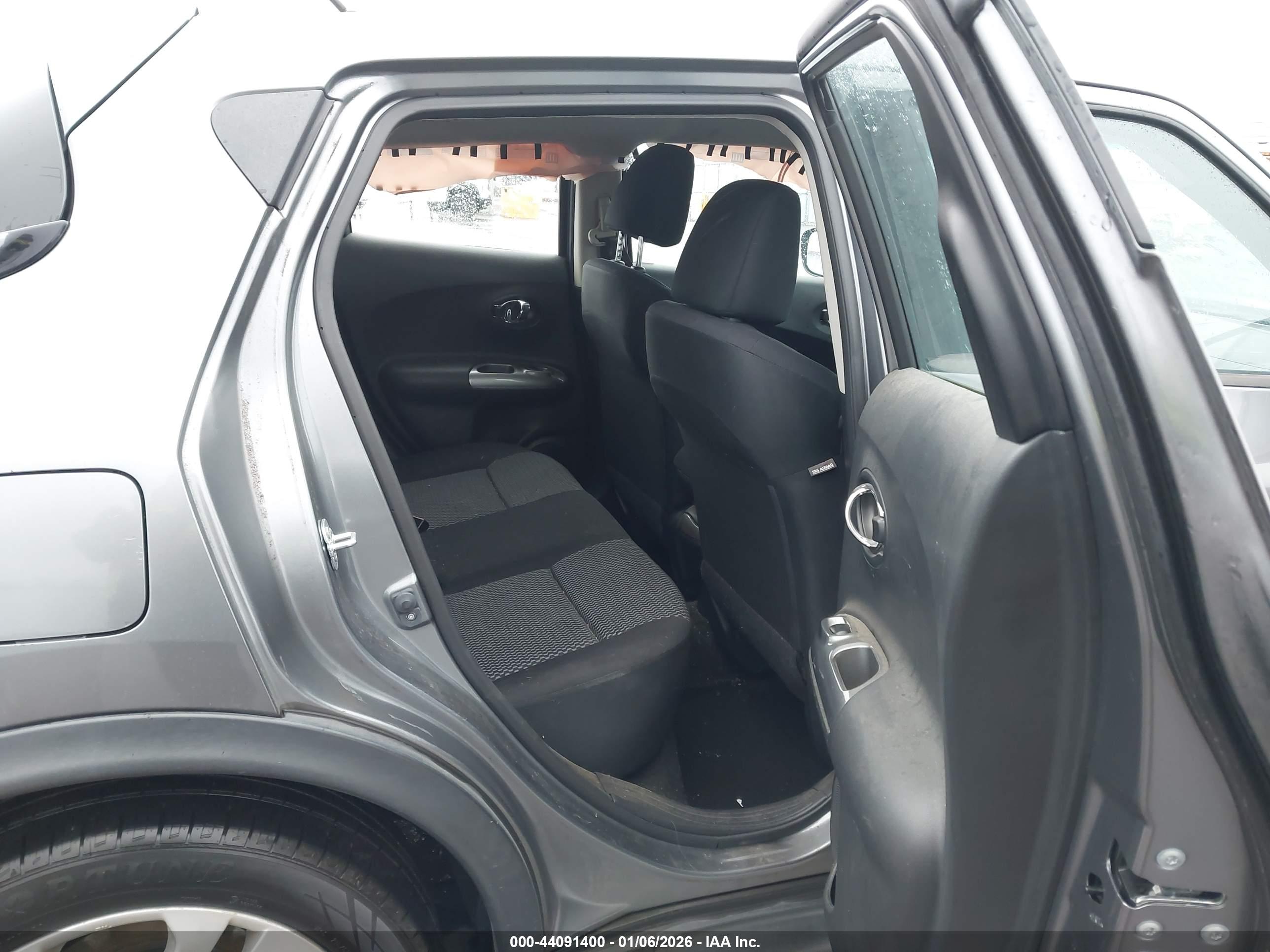 NISSAN JUKE image 8