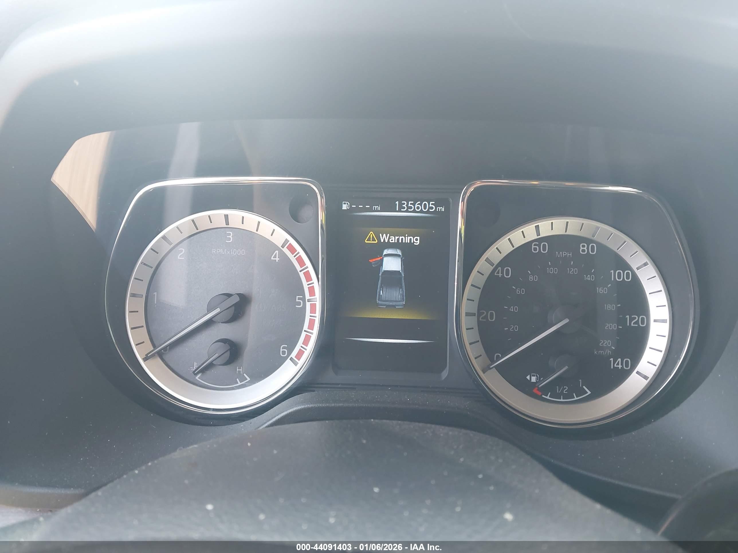 NISSAN TITAN image 7