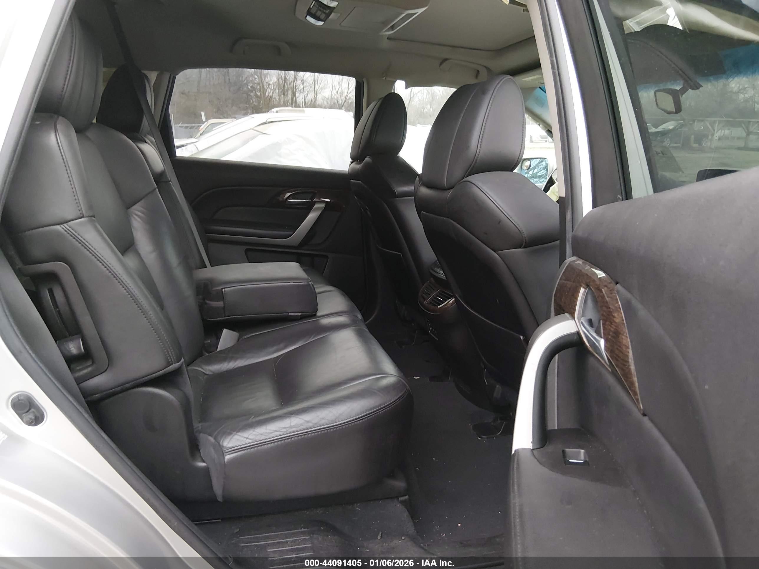 ACURA MDX image 8