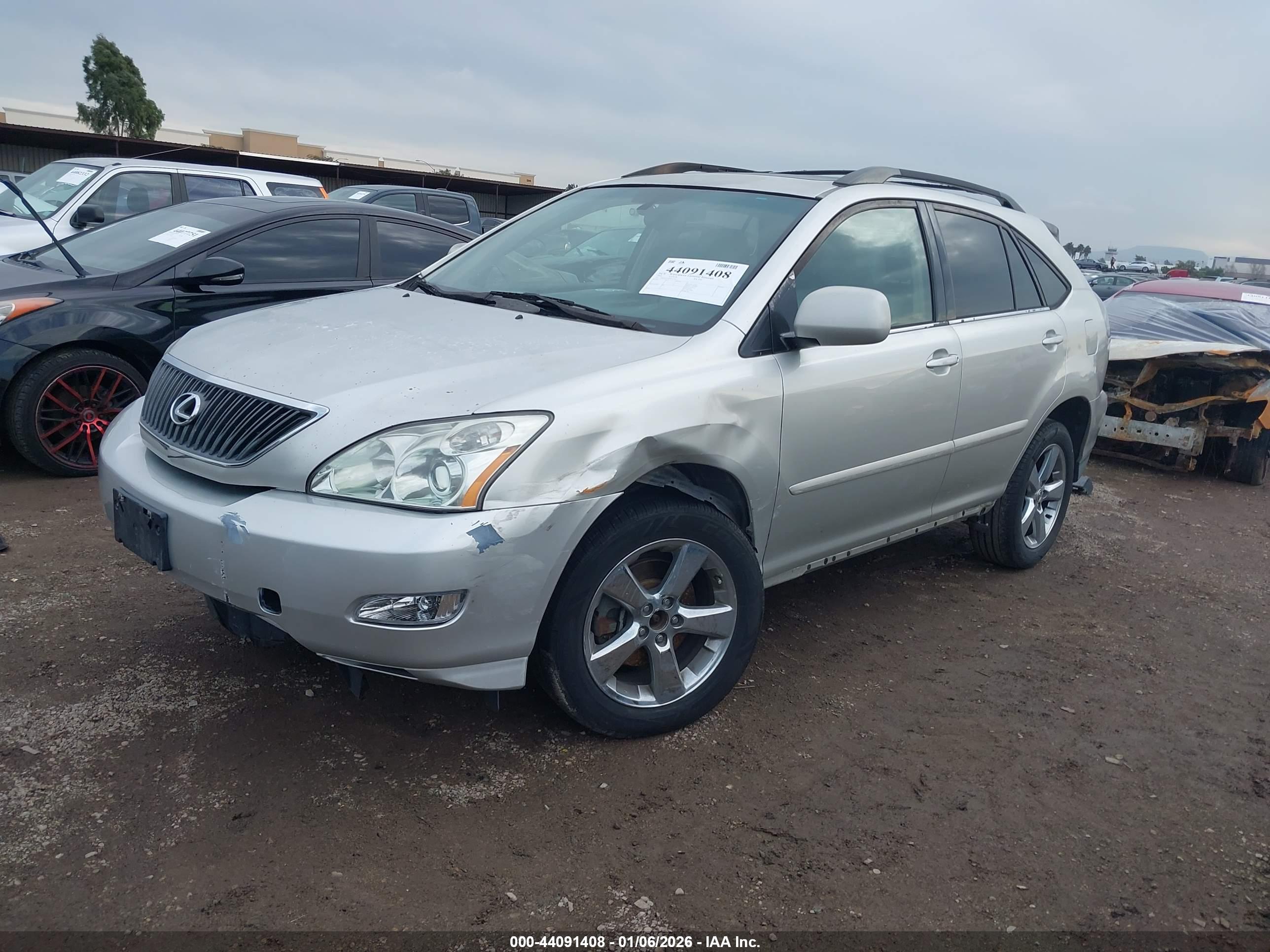 LEXUS RX image 2