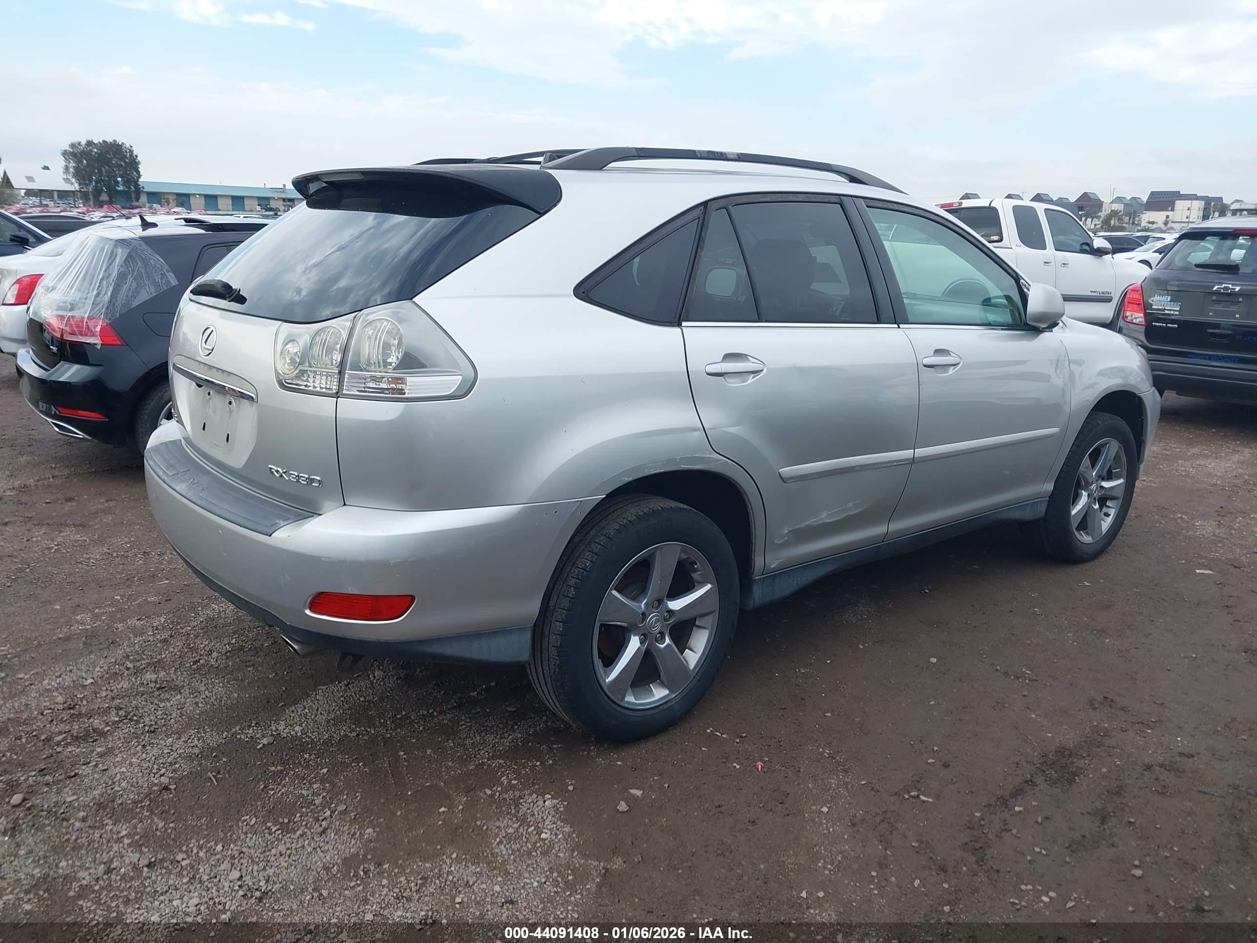 LEXUS RX image 4