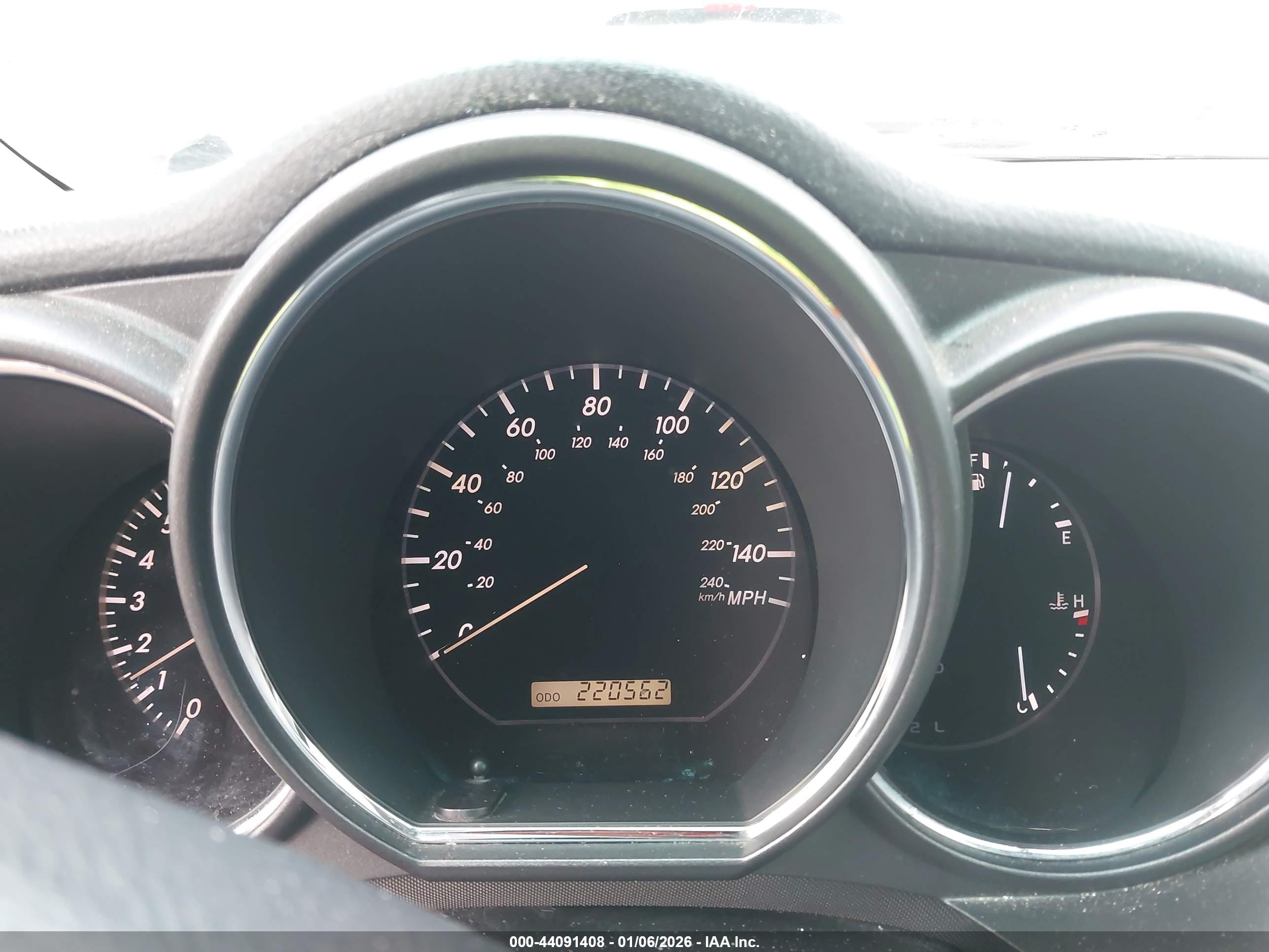 LEXUS RX image 7