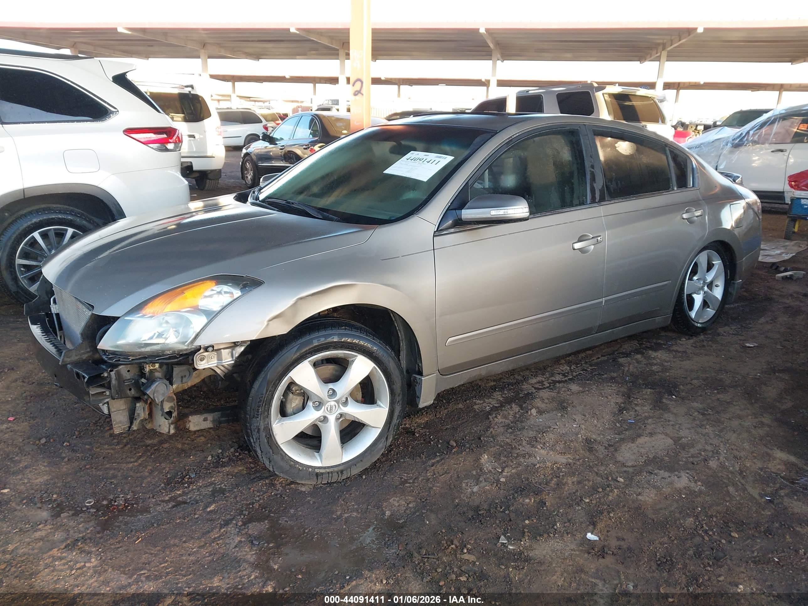 NISSAN ALTIMA image 2