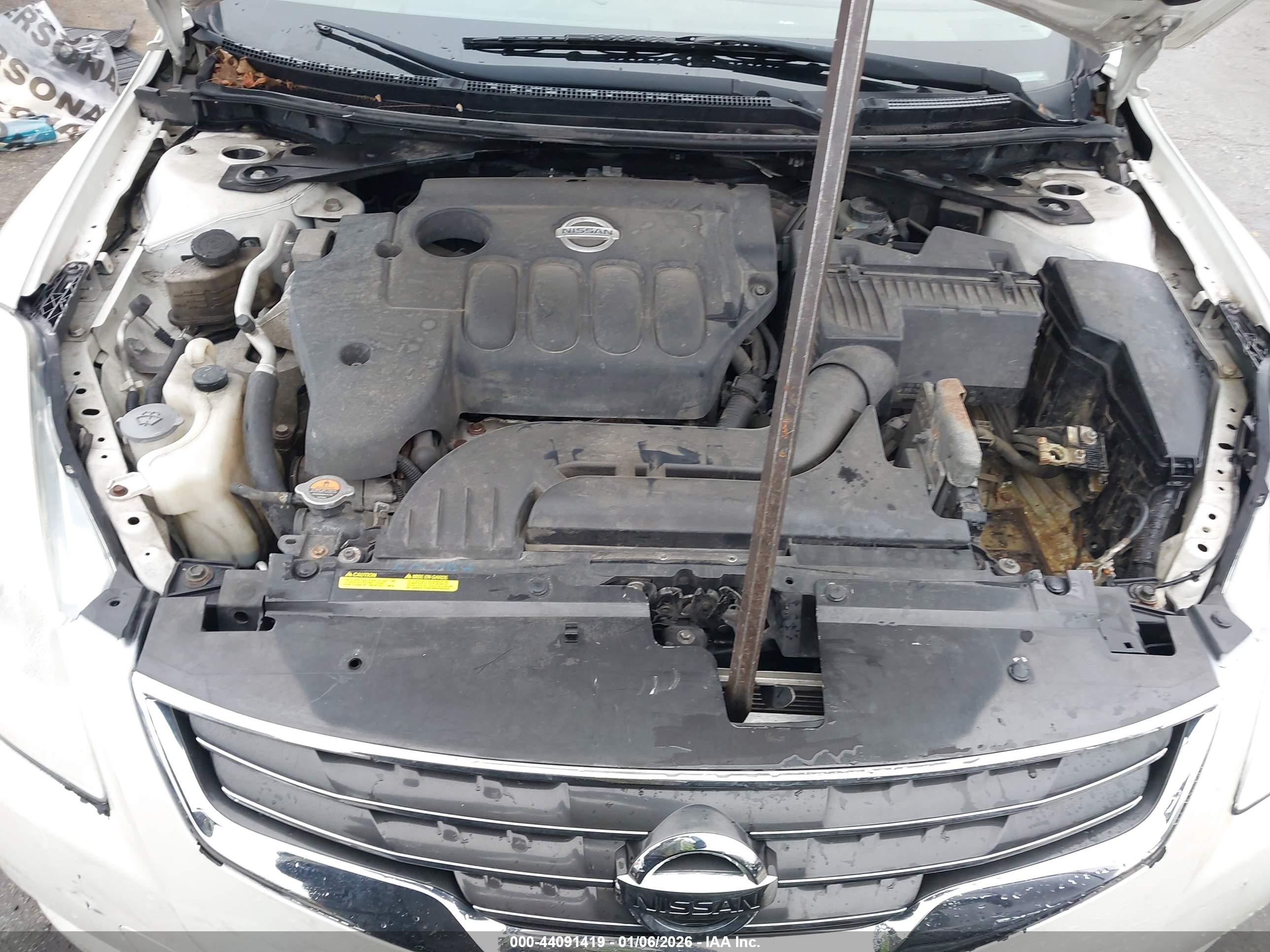 NISSAN ALTIMA image 10
