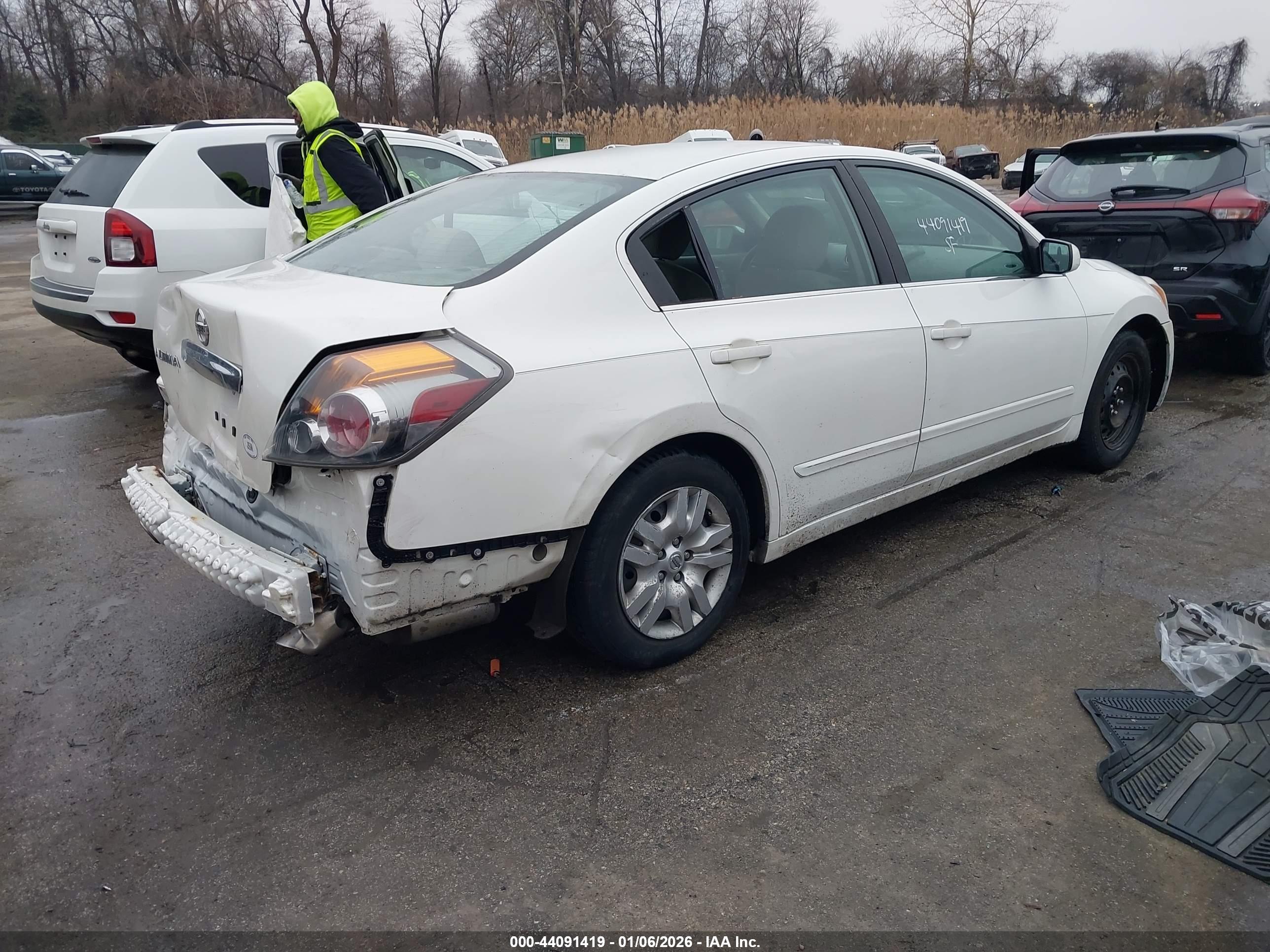 NISSAN ALTIMA image 4