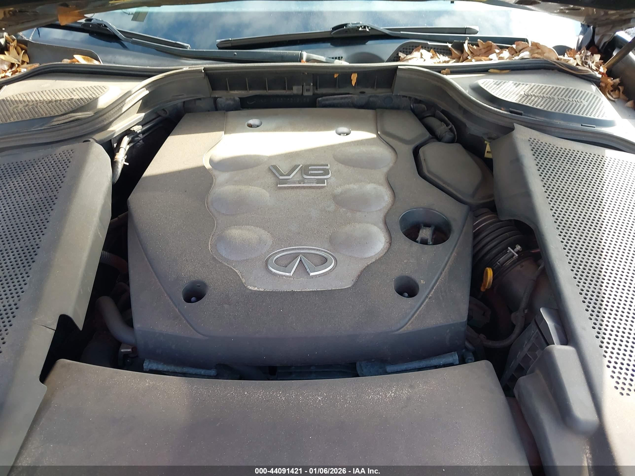 INFINITI M35 image 10