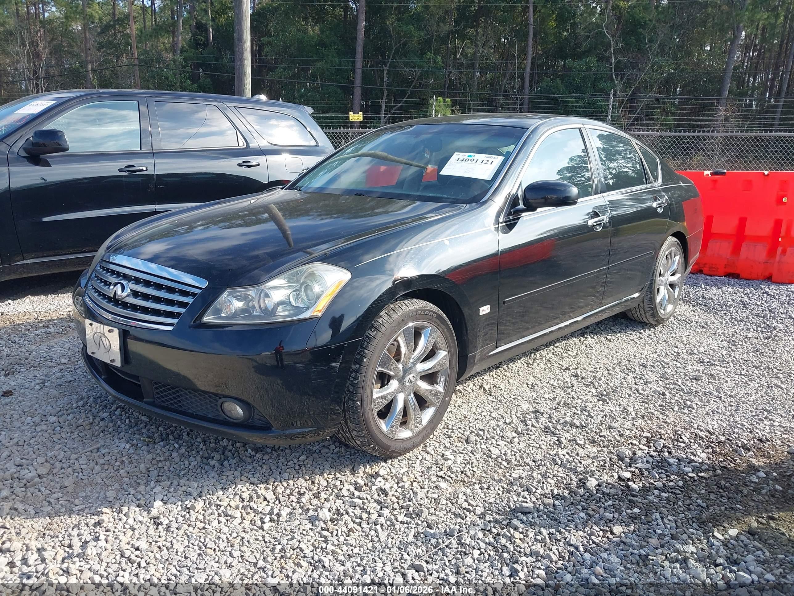 INFINITI M35 image 6