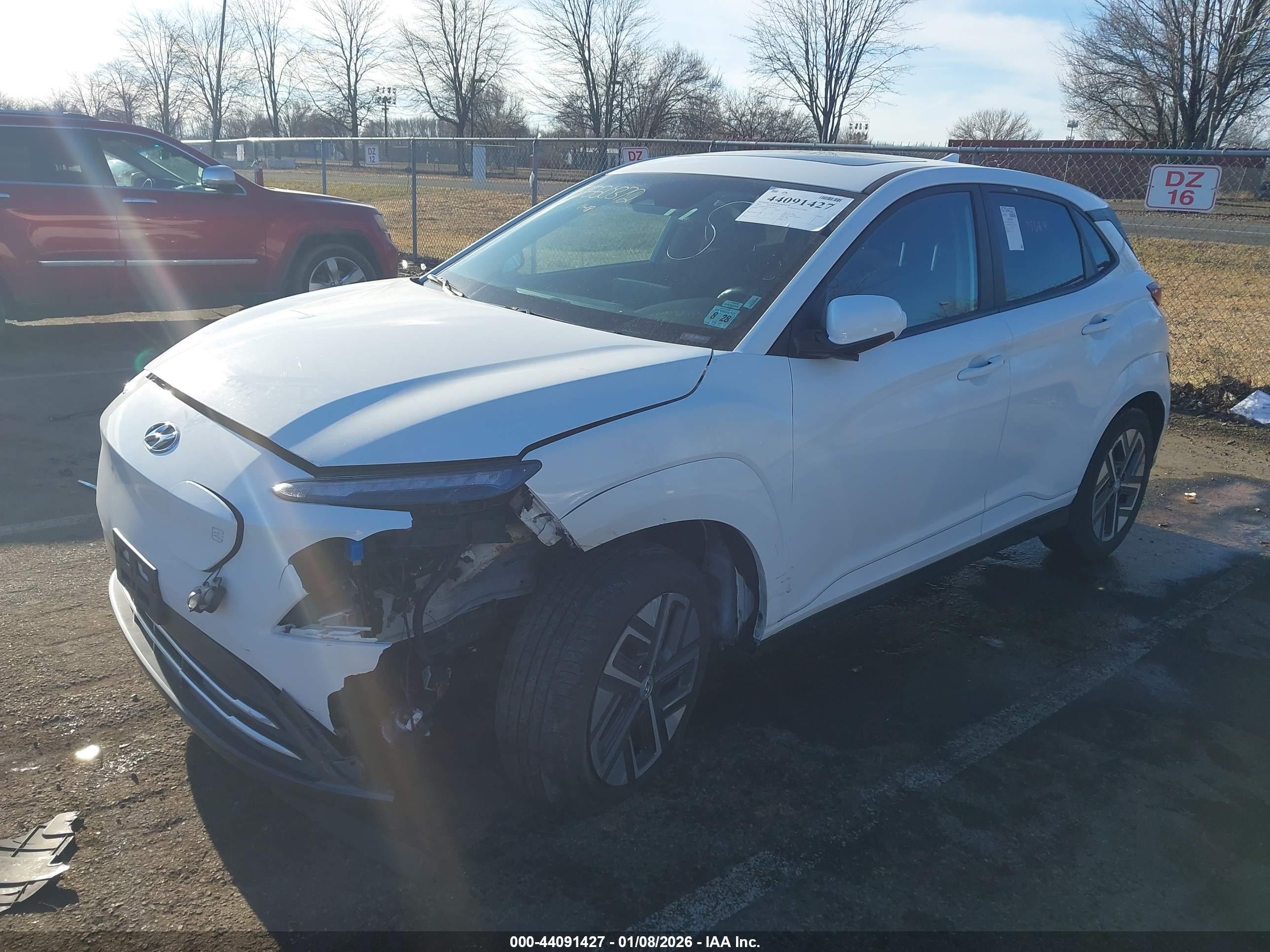 HYUNDAI KONA image 2