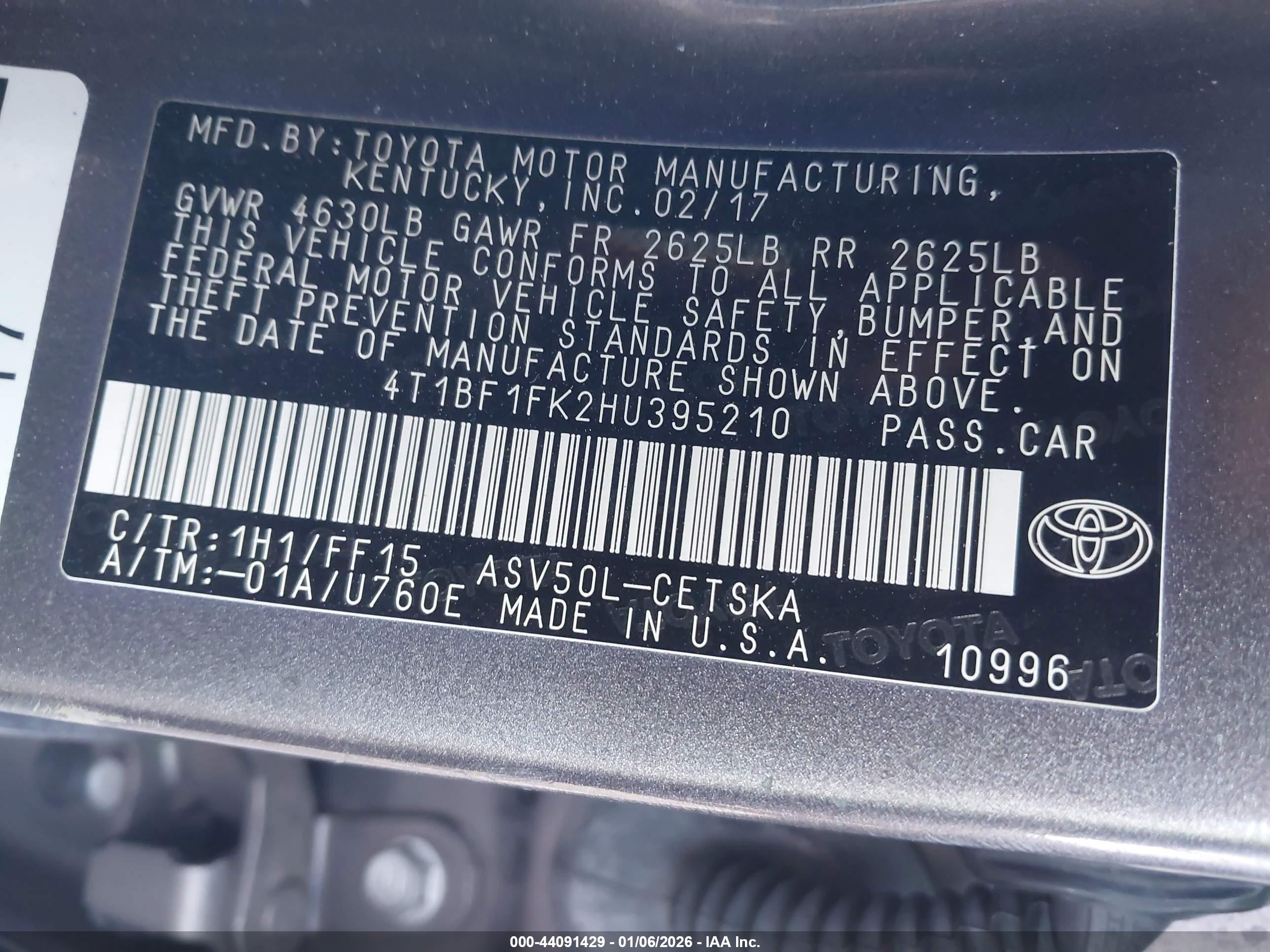 TOYOTA CAMRY image 9