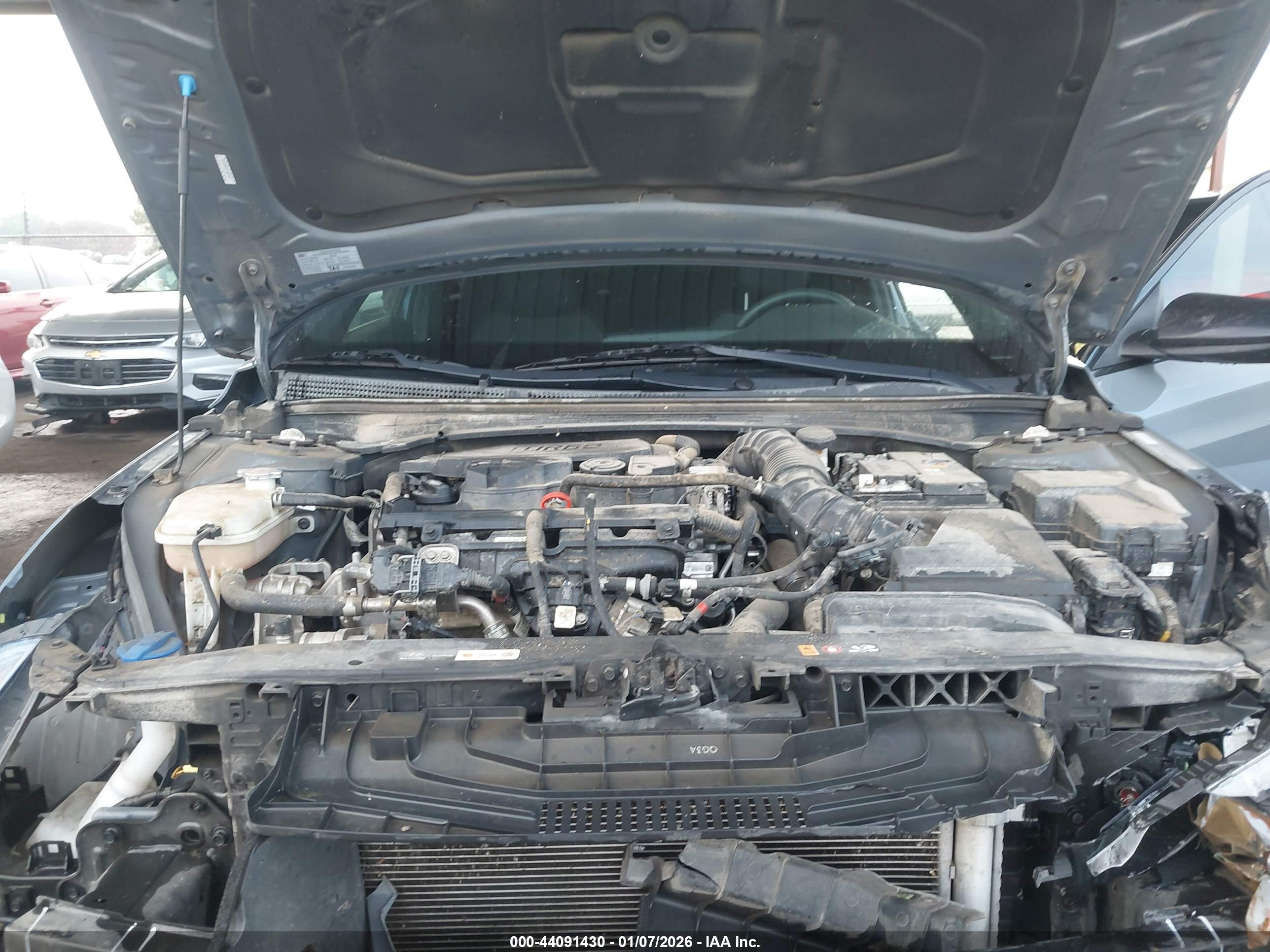 HYUNDAI ELANTRA image 10