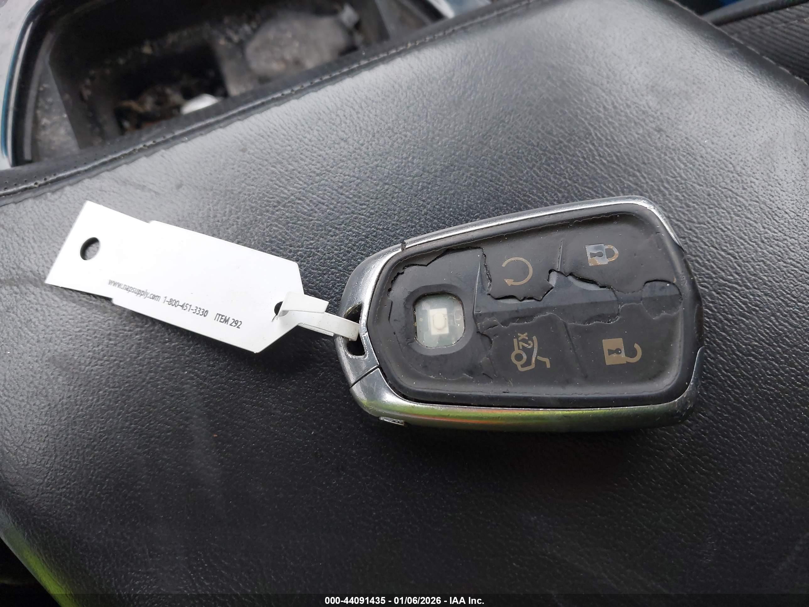 CADILLAC CTS image 11
