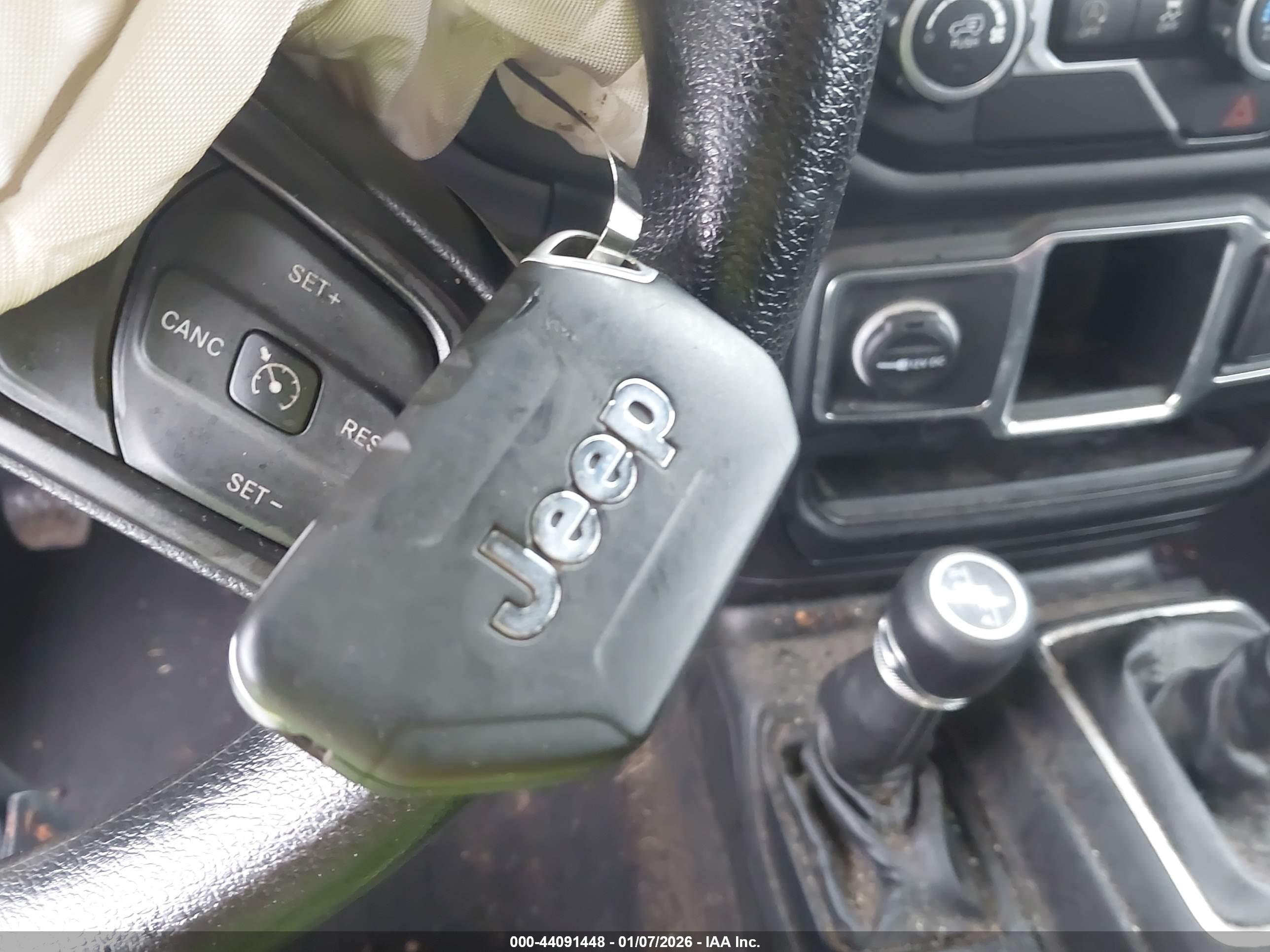 JEEP GLADIATOR image 11