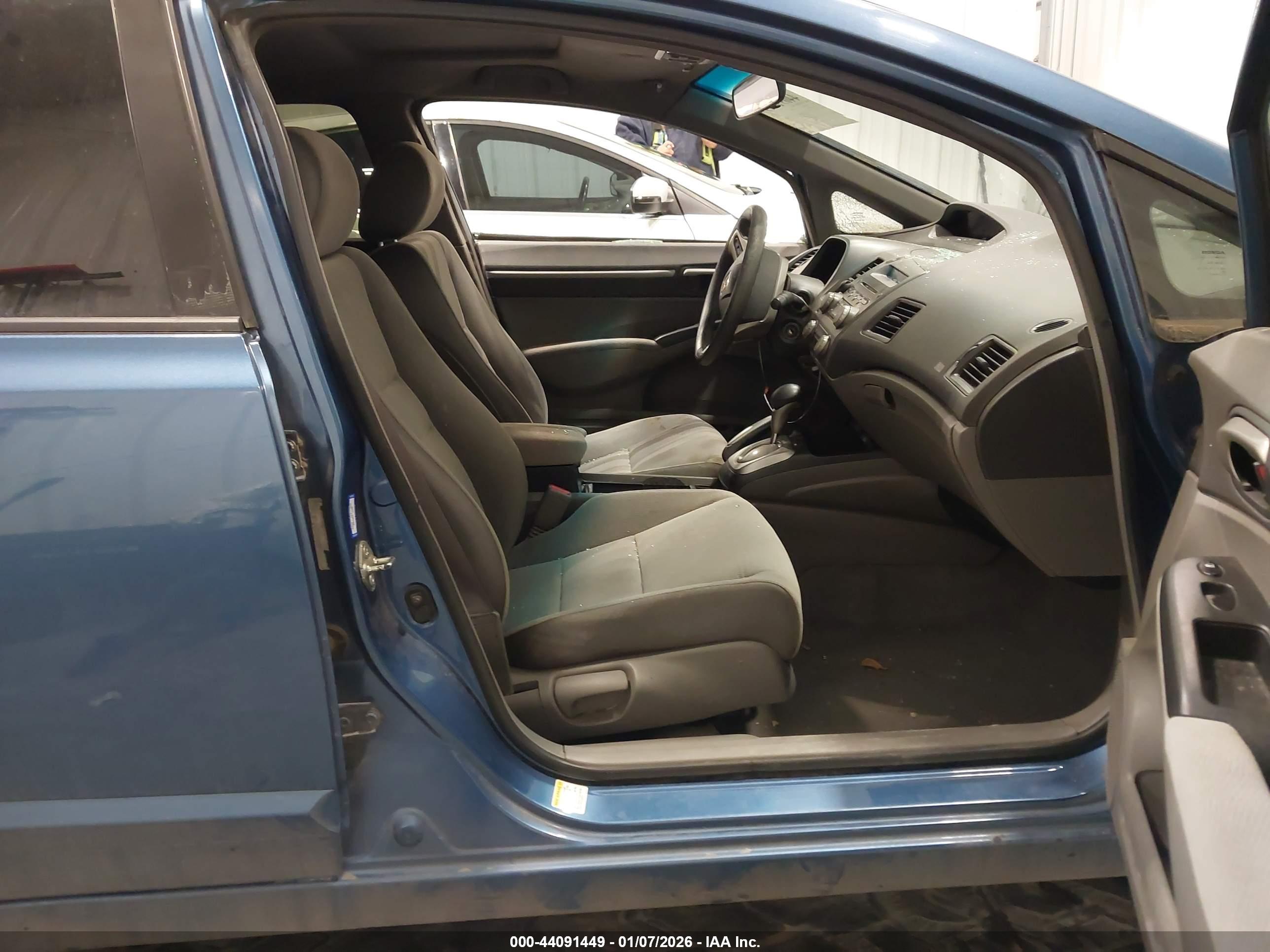 HONDA CIVIC image 5
