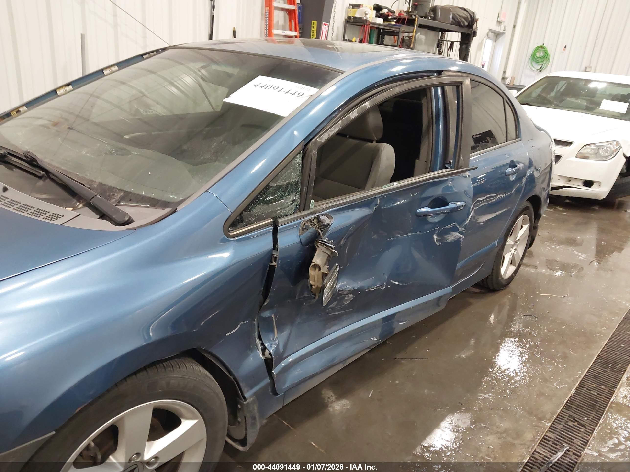 HONDA CIVIC image 6
