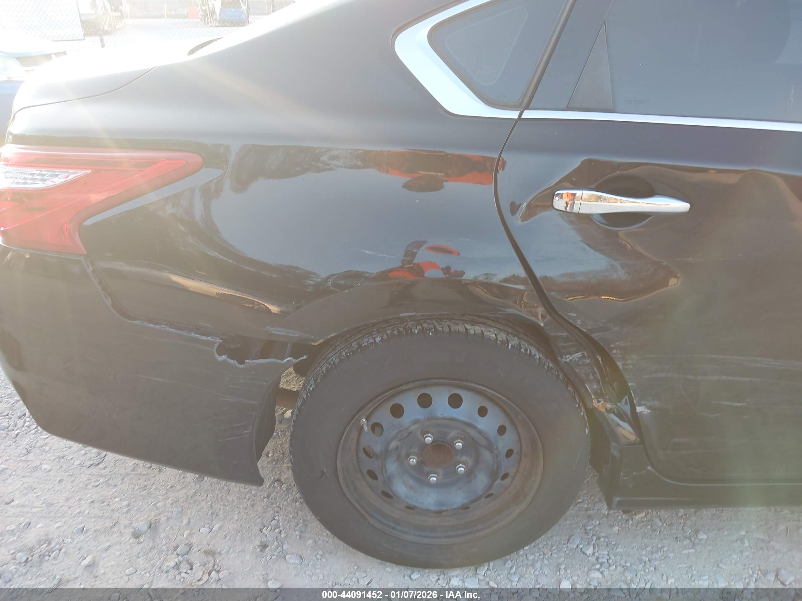 NISSAN ALTIMA image 6