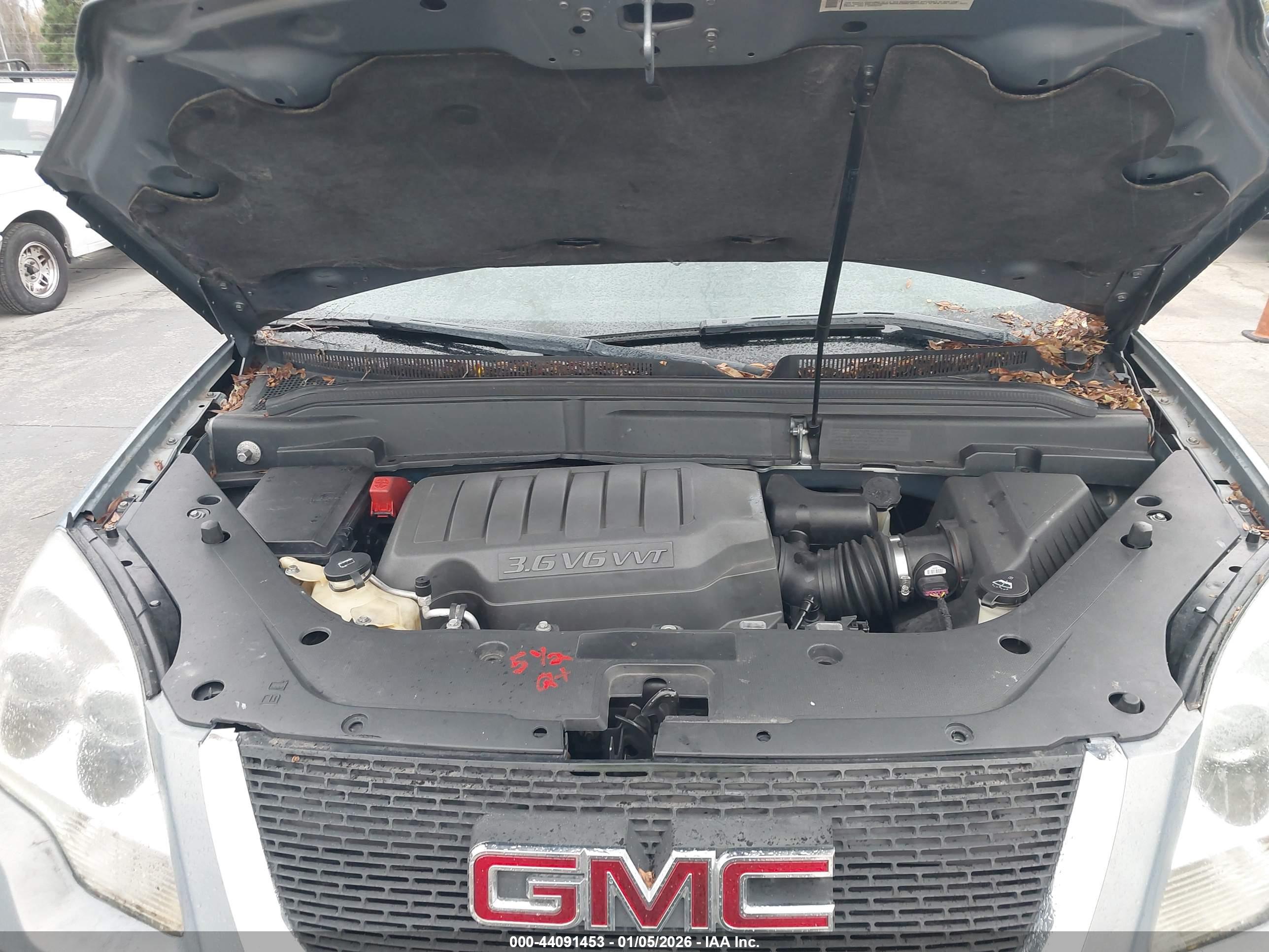 GMC ACADIA image 10