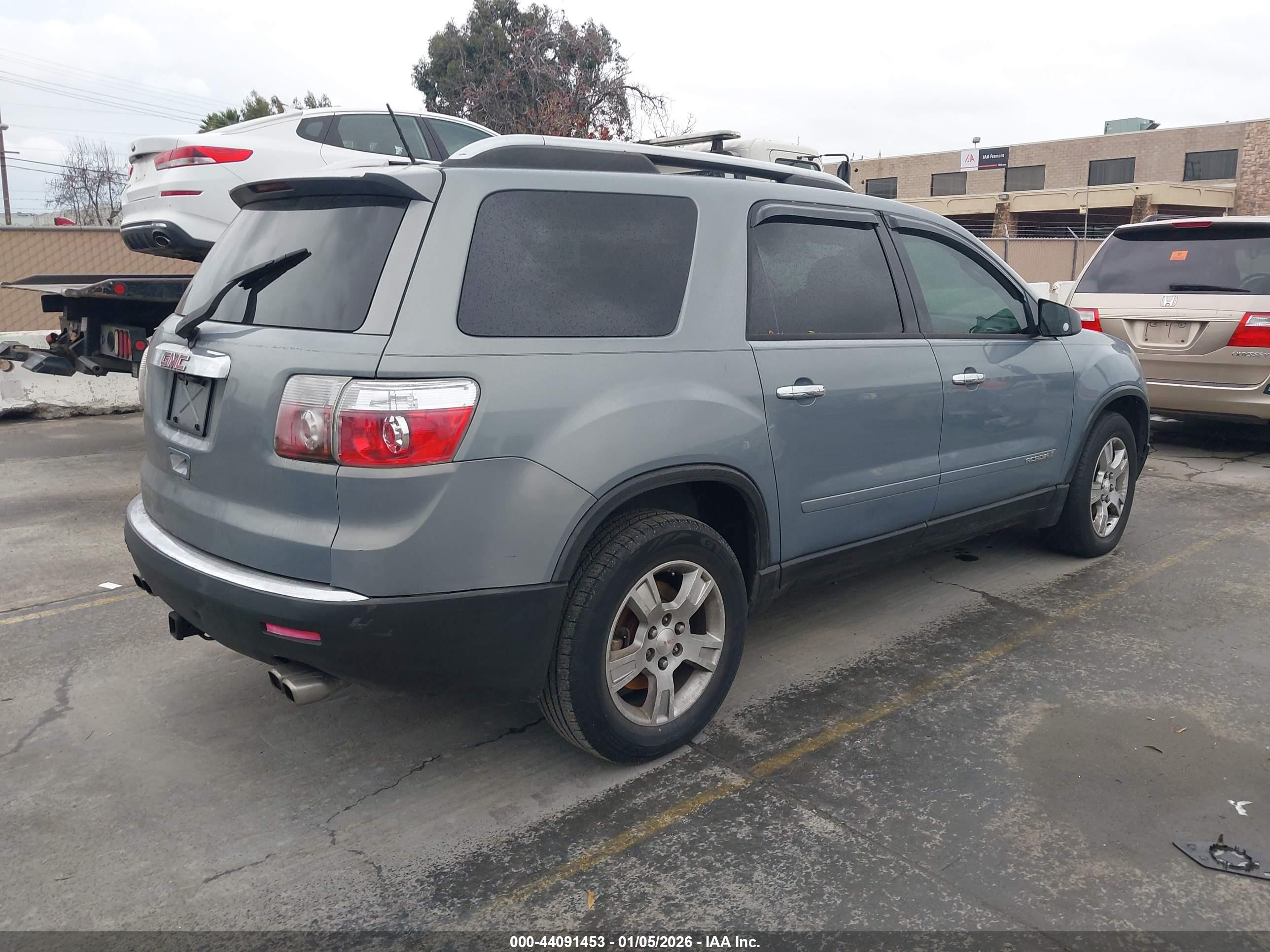 GMC ACADIA image 4