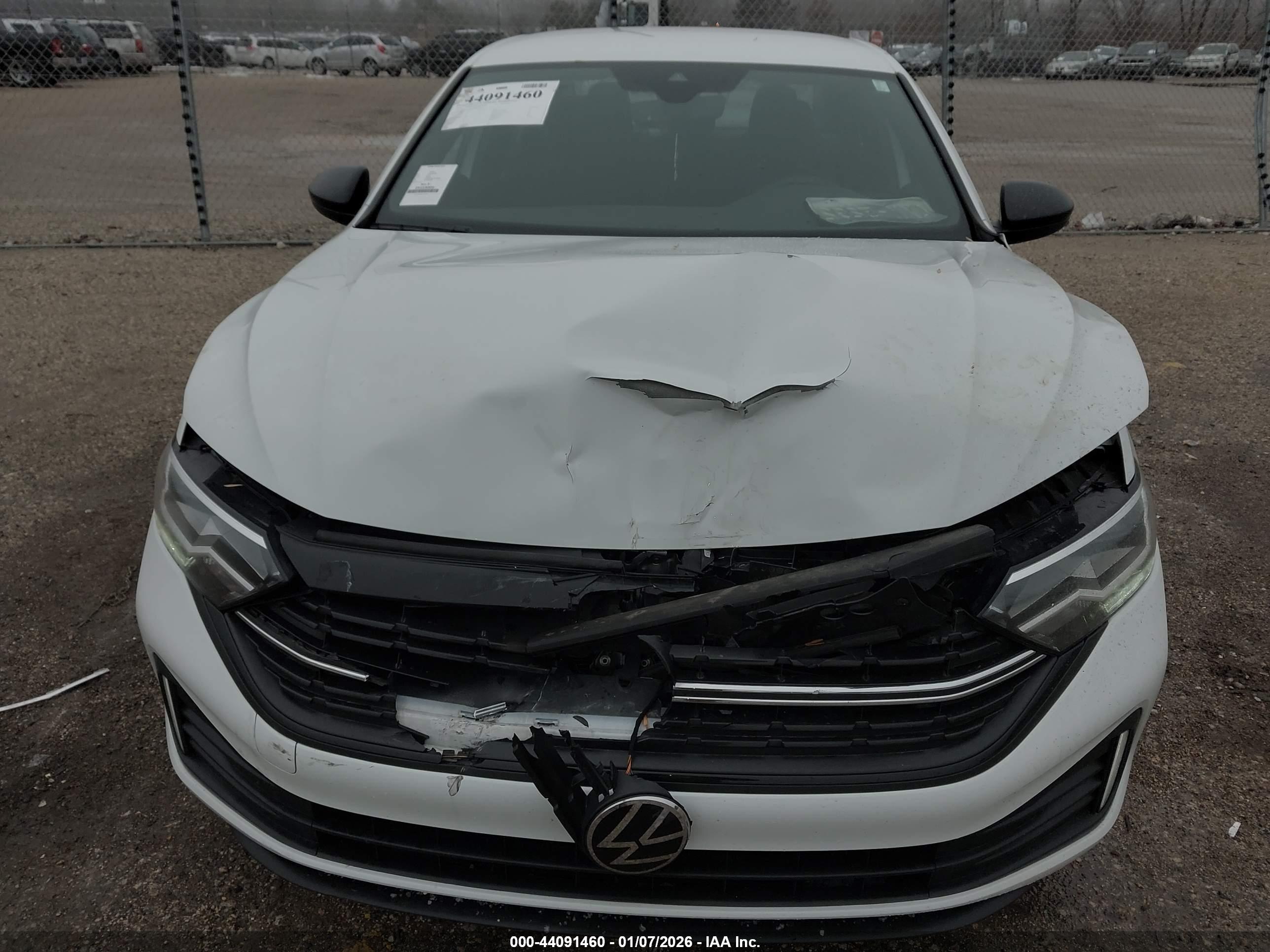 VOLKSWAGEN JETTA image 6