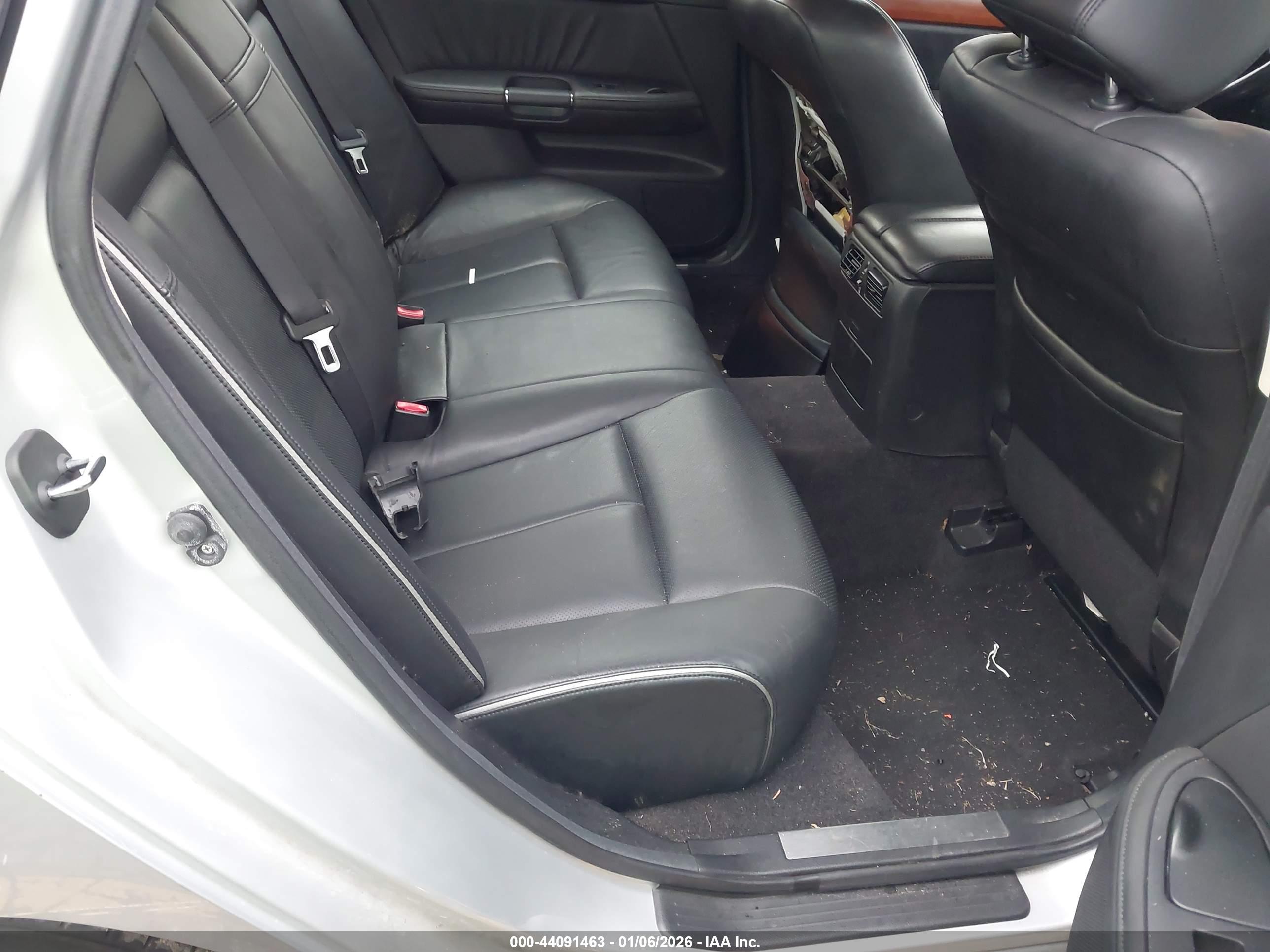 INFINITI M45 image 8
