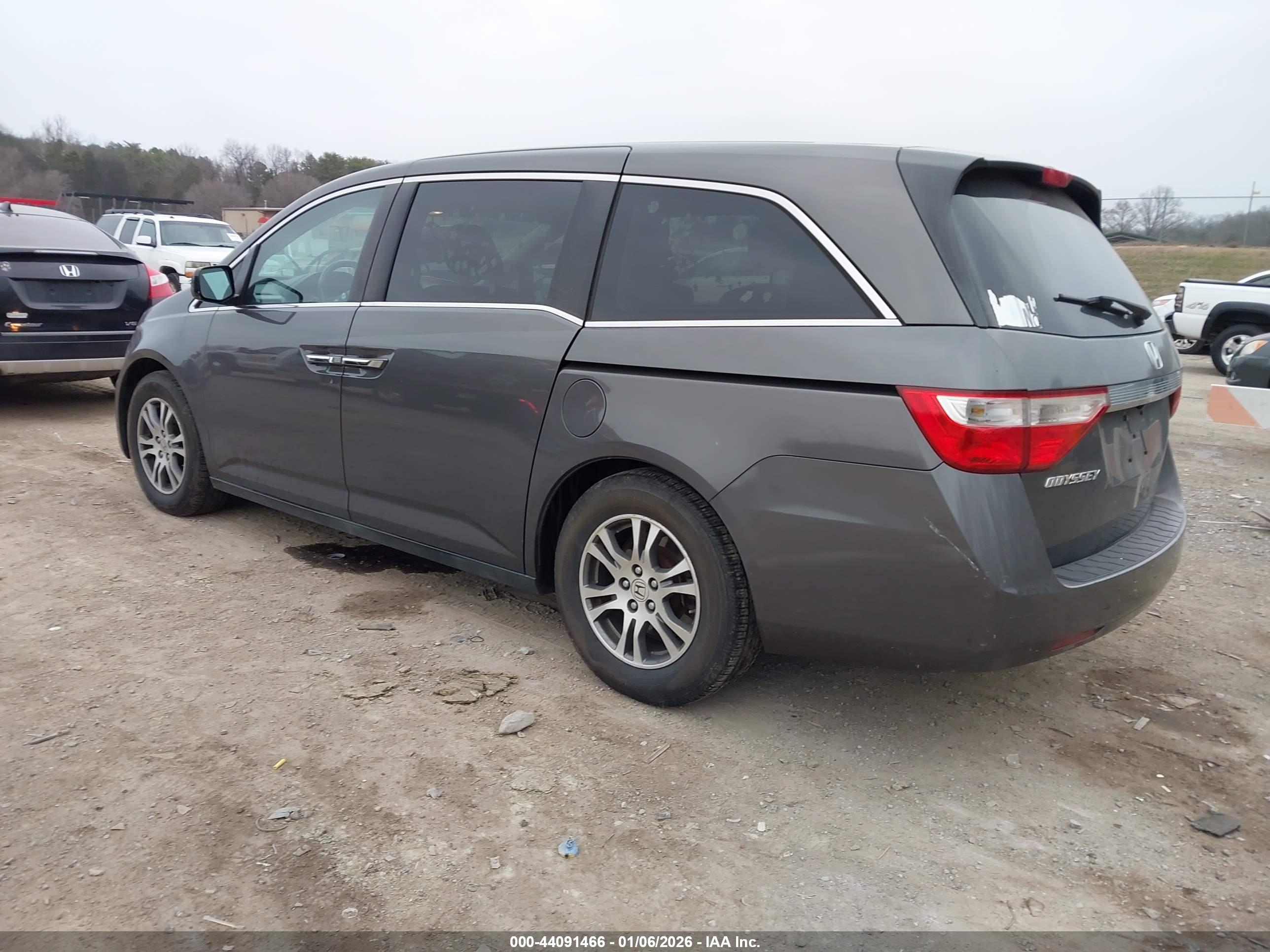 HONDA ODYSSEY image 3