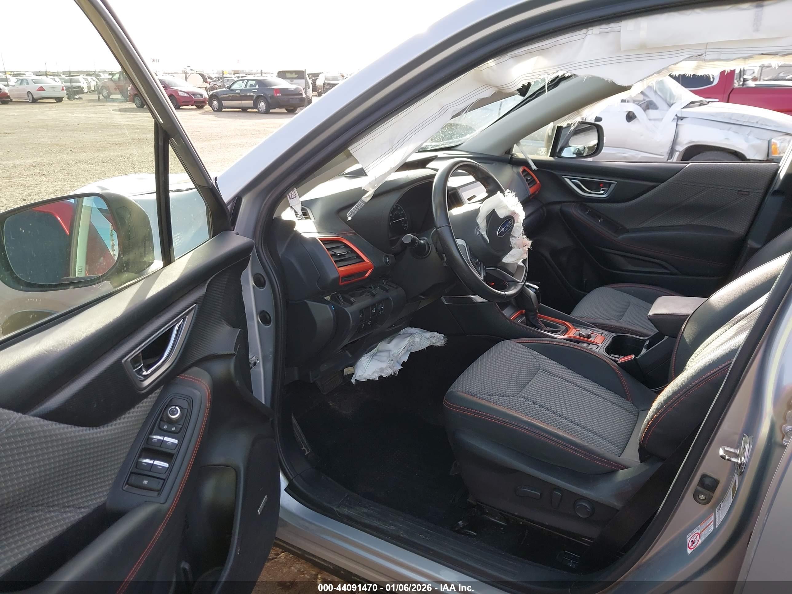 SUBARU FORESTER image 5