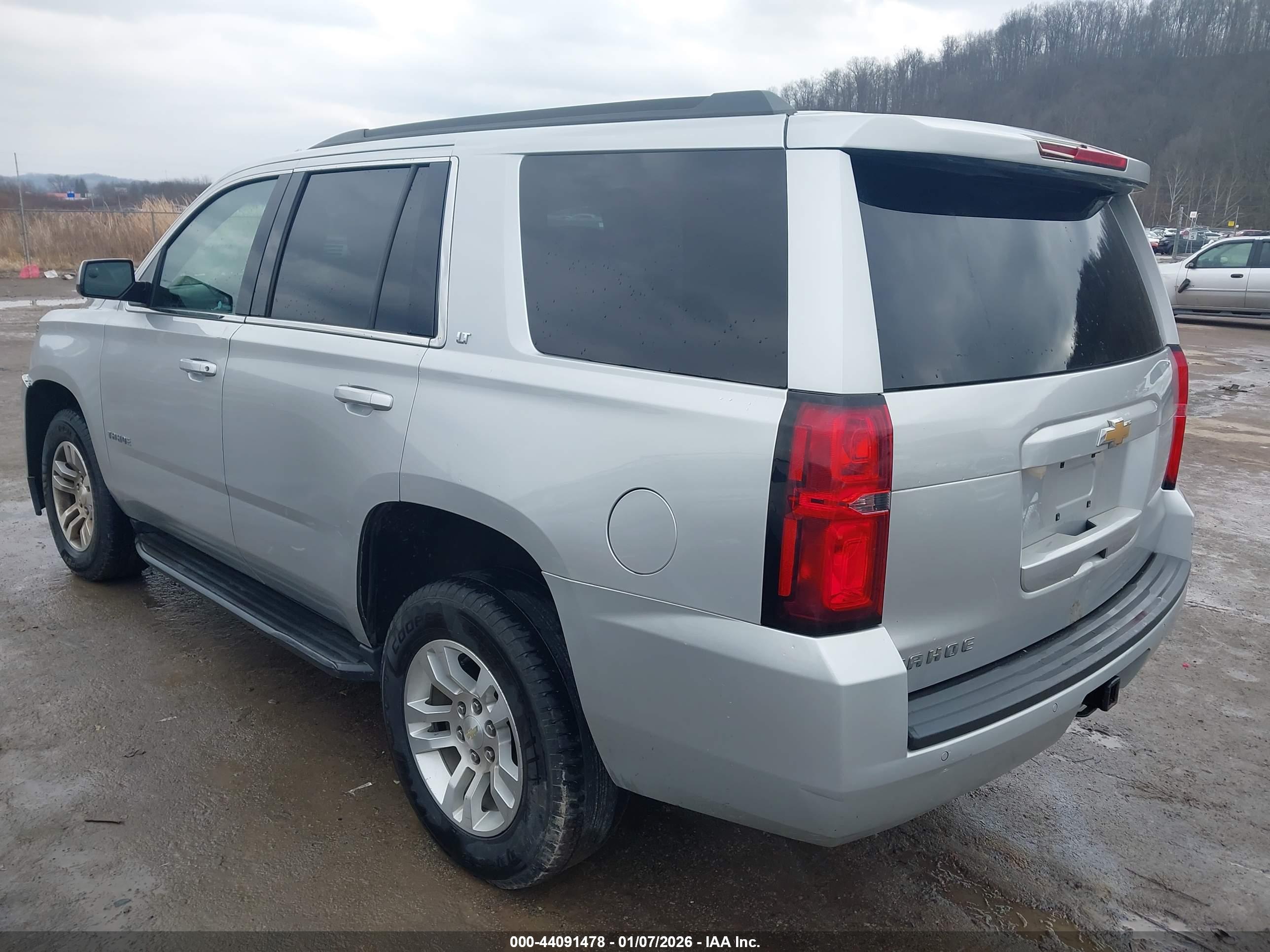 CHEVROLET TAHOE image 3