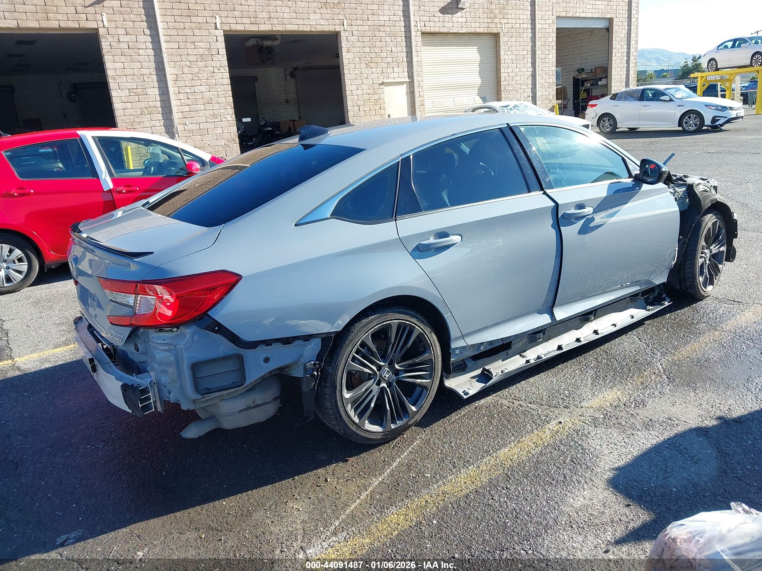HONDA ACCORD image 4