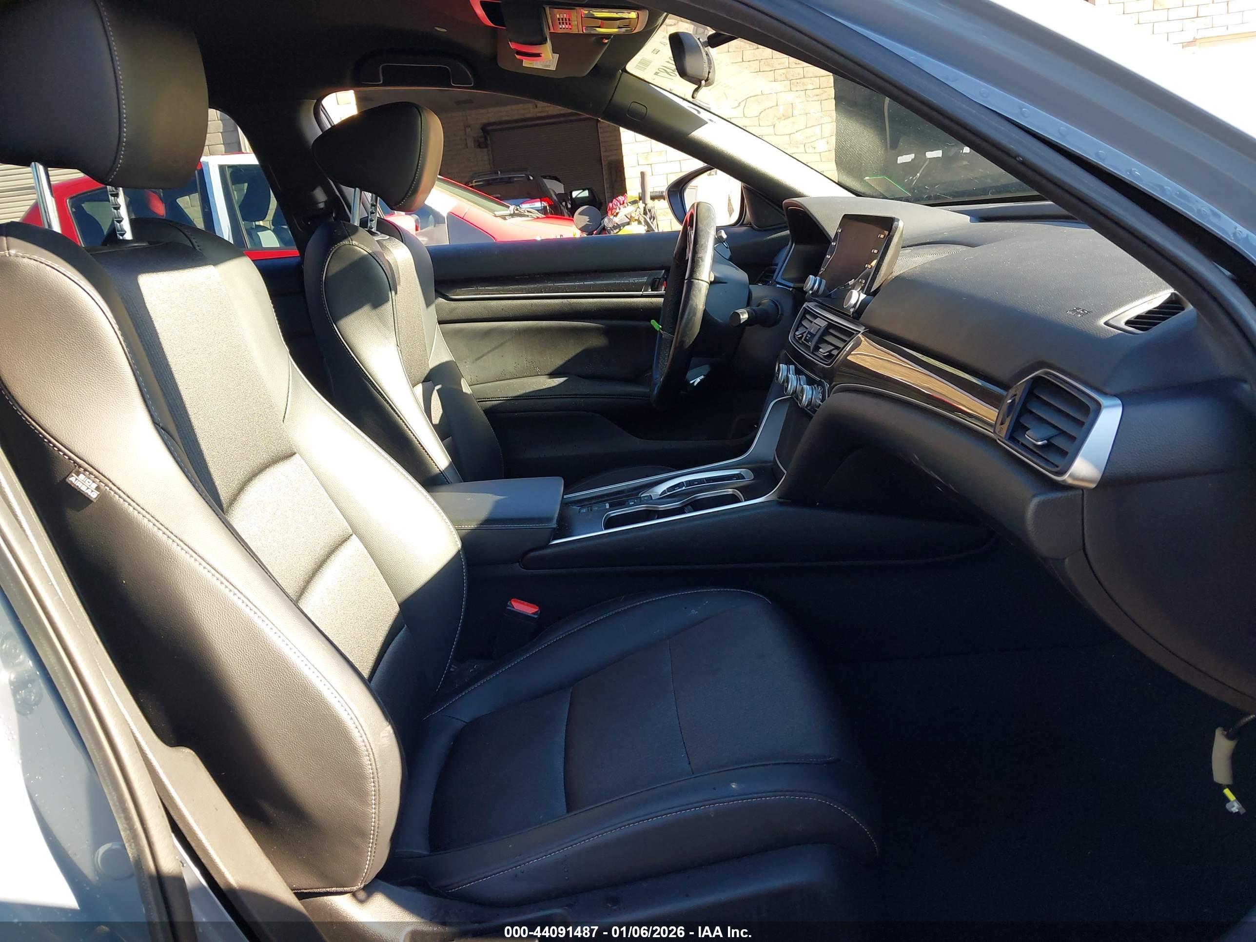 HONDA ACCORD image 5