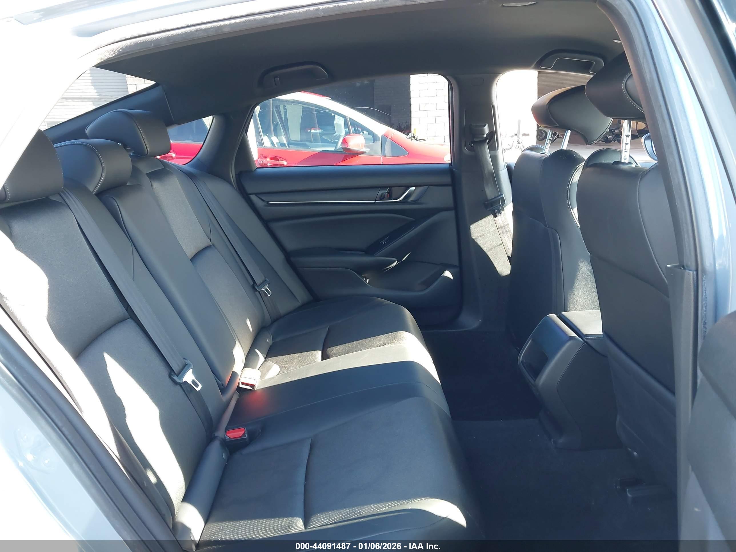 HONDA ACCORD image 8