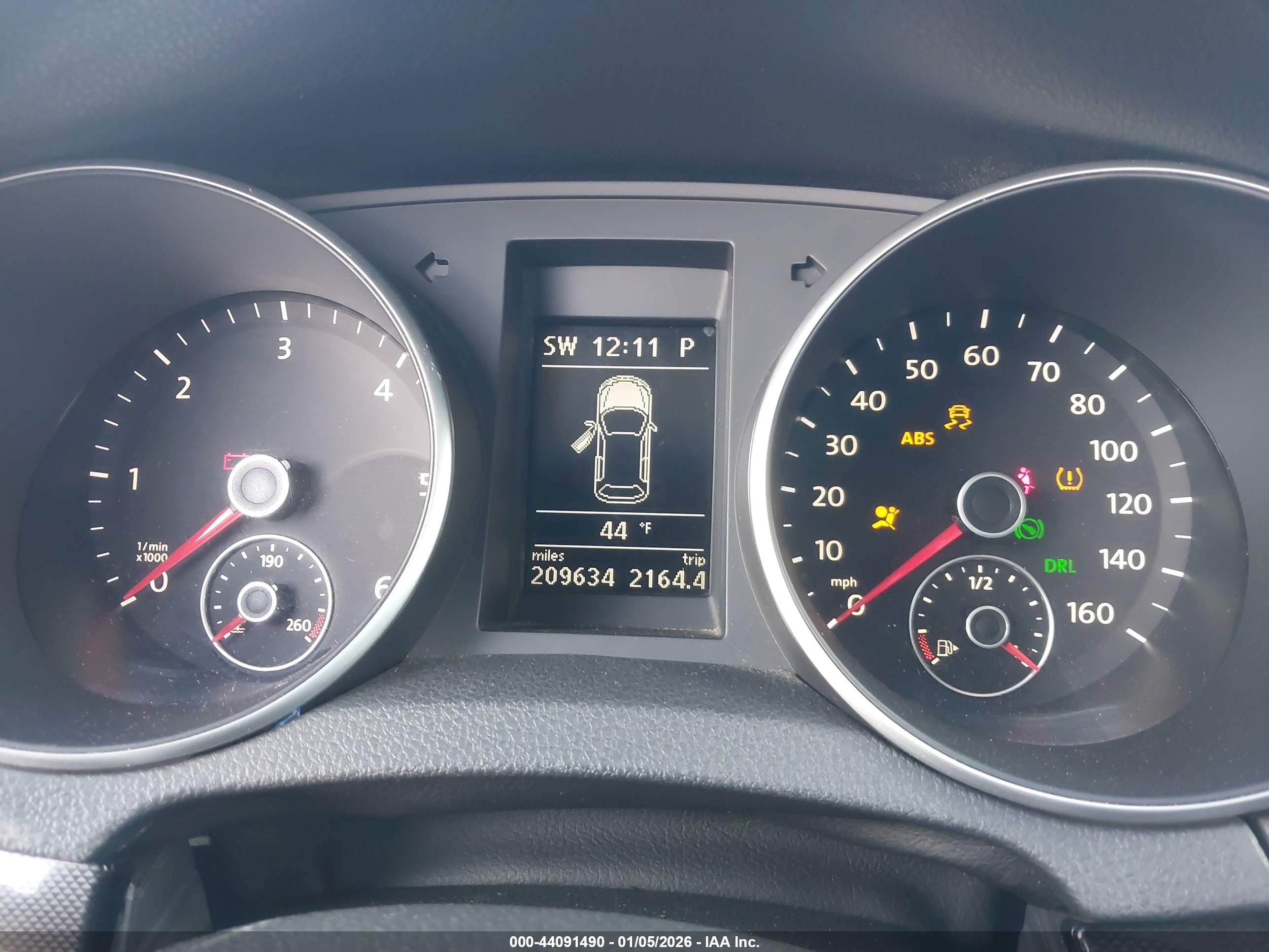 VOLKSWAGEN JETTA image 7