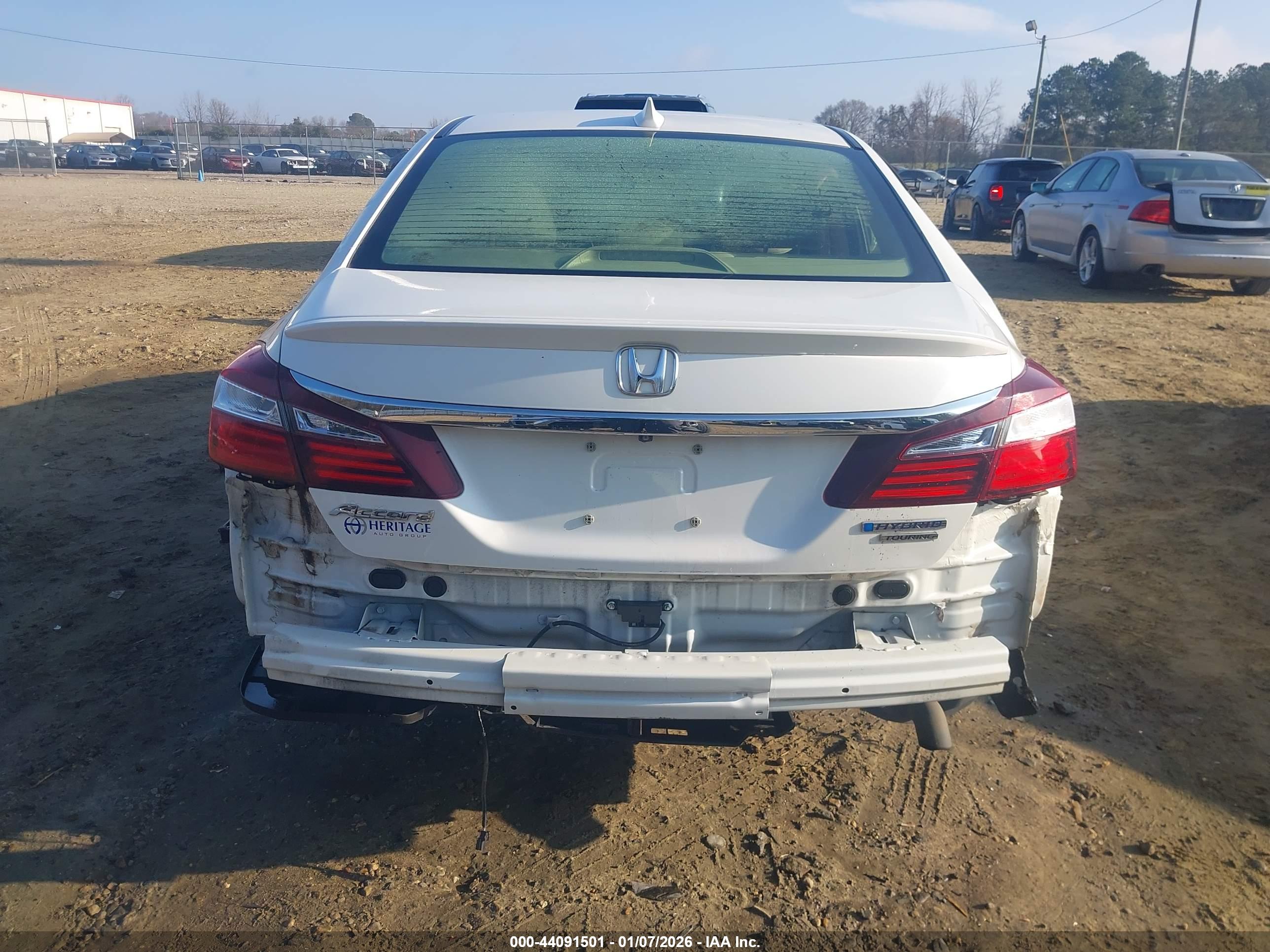HONDA ACCORD image 6