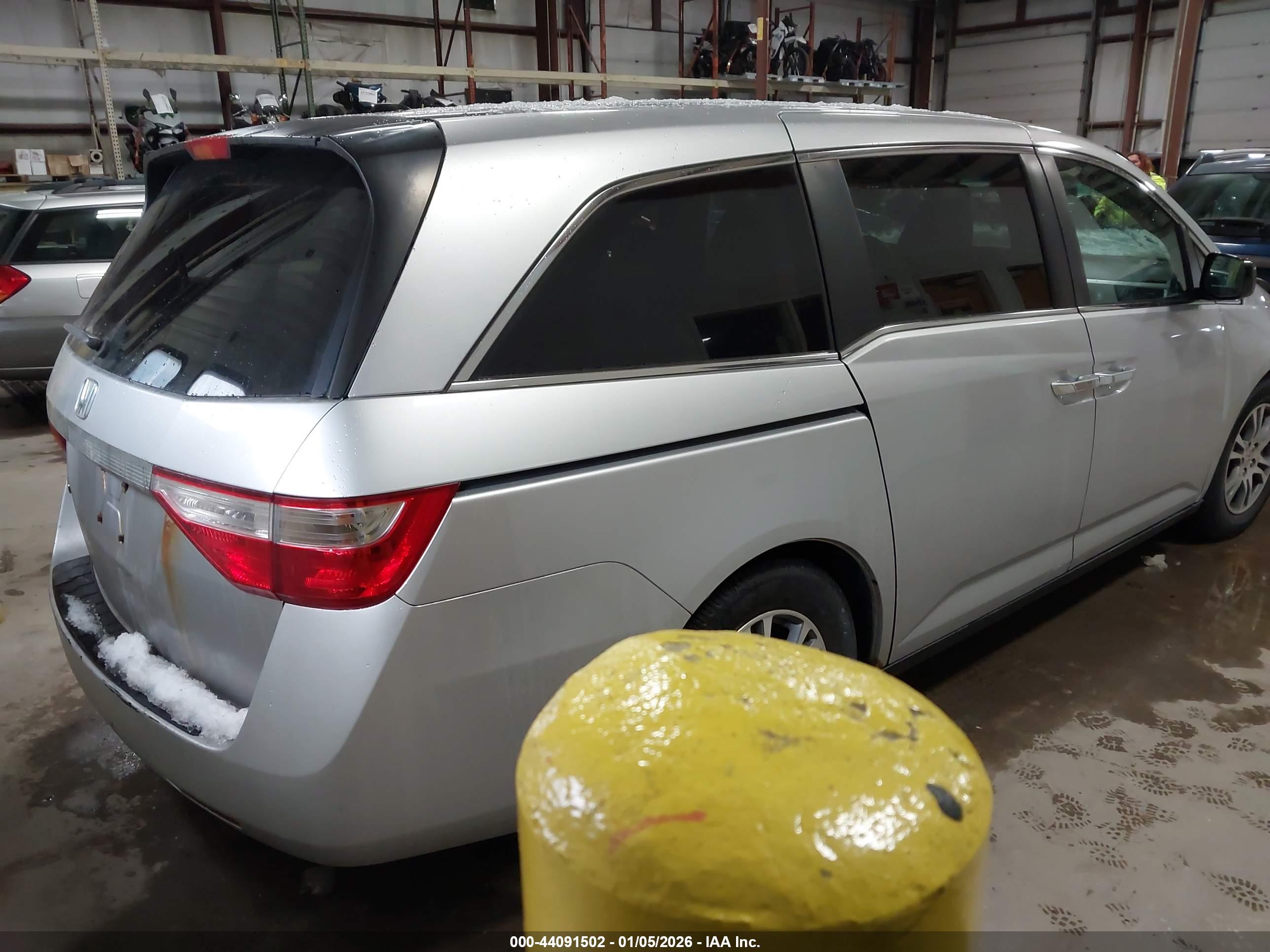 HONDA ODYSSEY image 4
