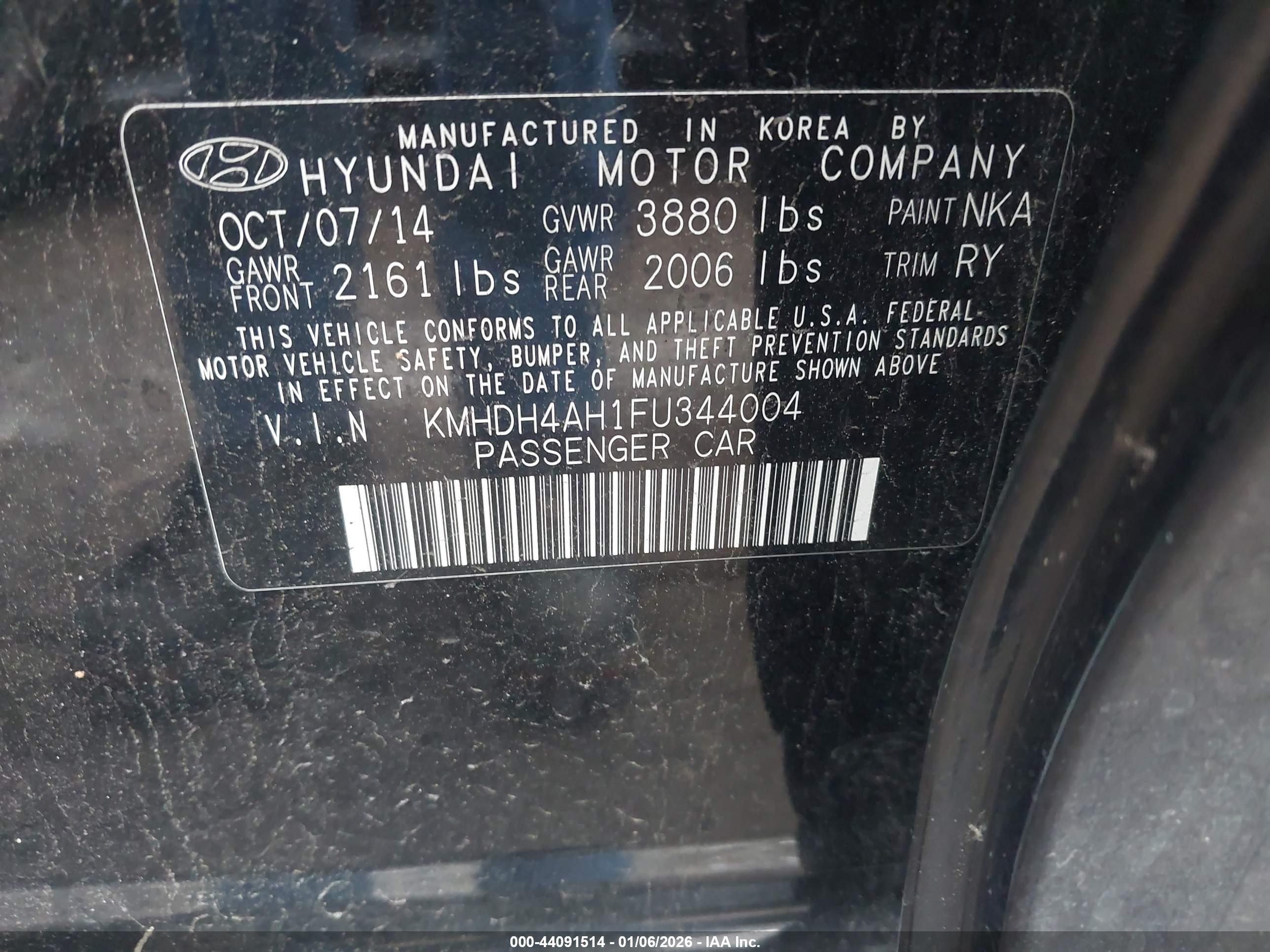 HYUNDAI ELANTRA image 9