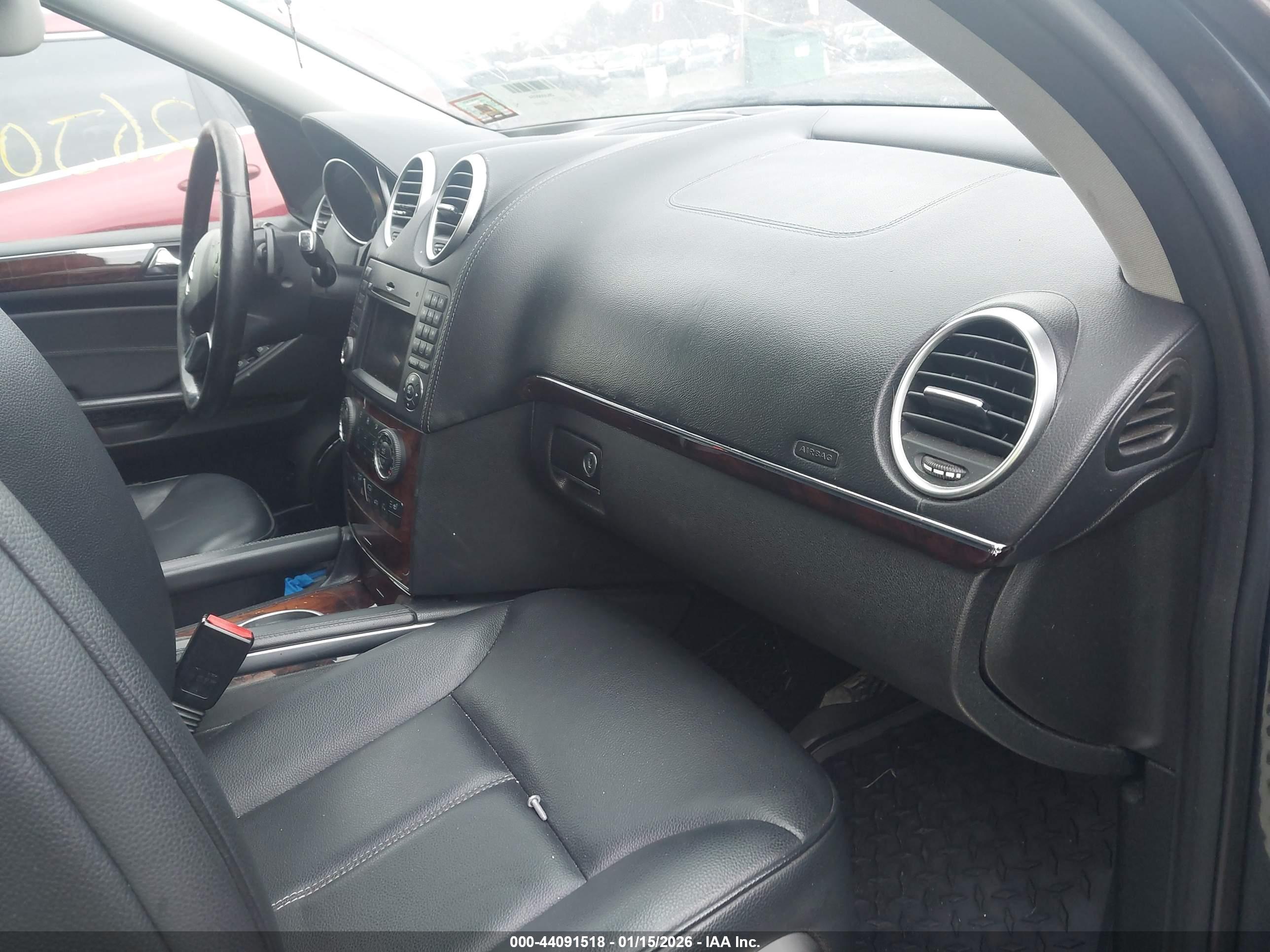 MERCEDES-BENZ GL image 5