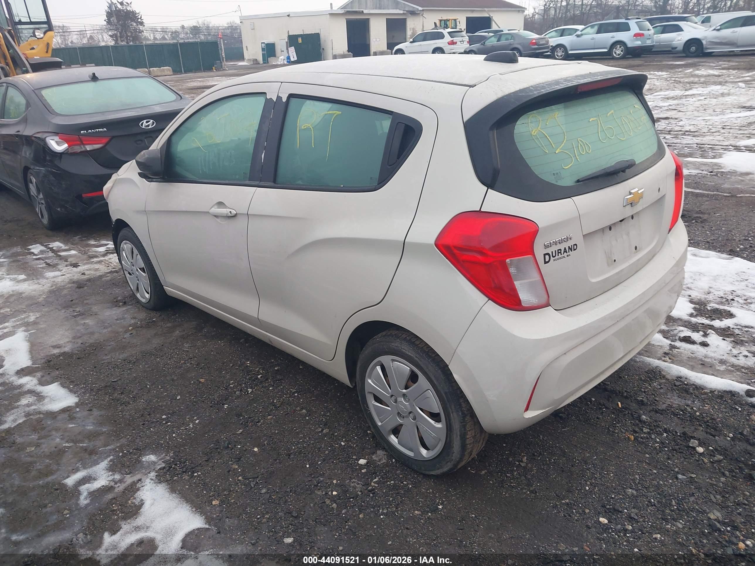 CHEVROLET SPARK image 3