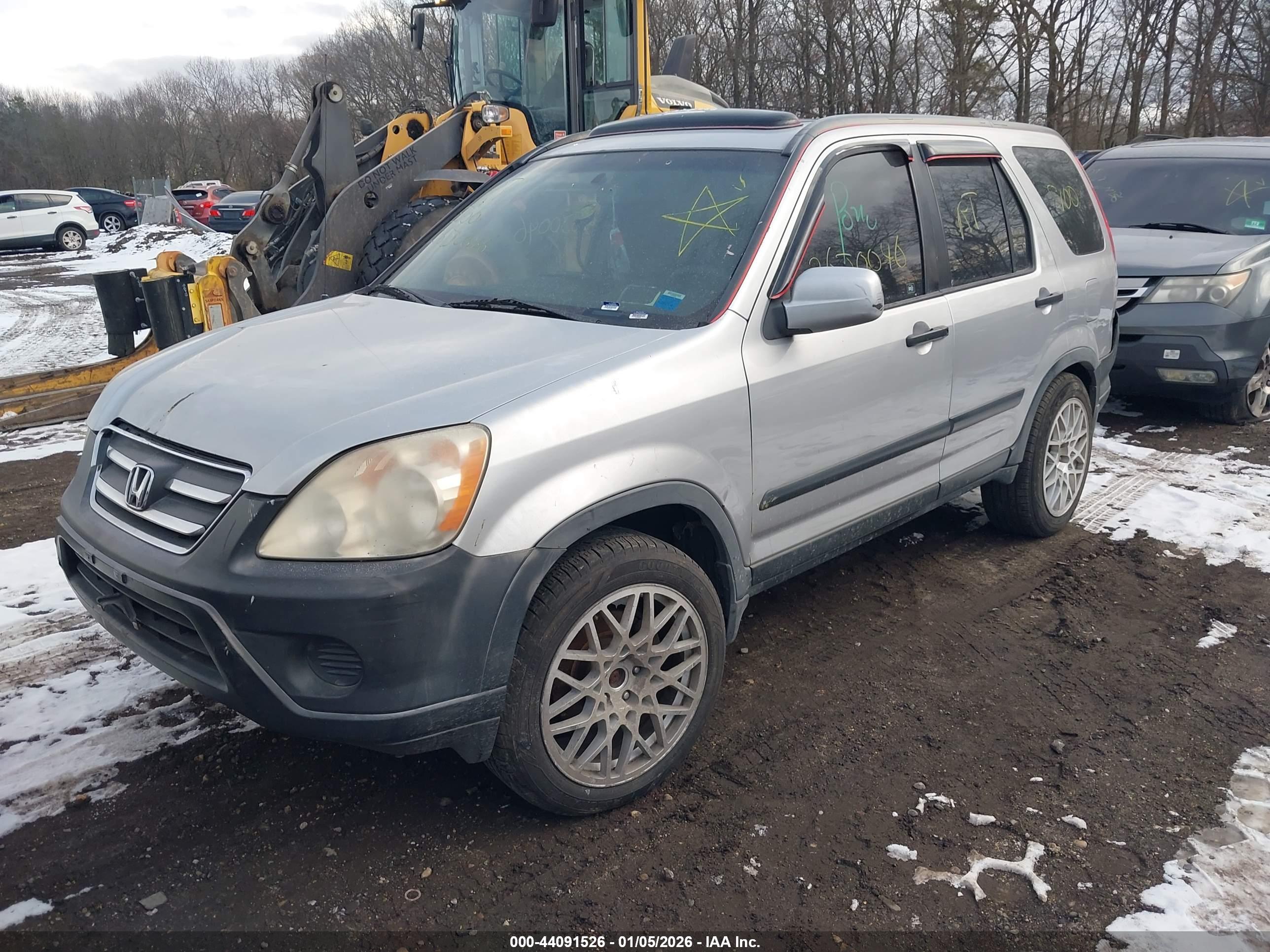 HONDA CR-V image 2
