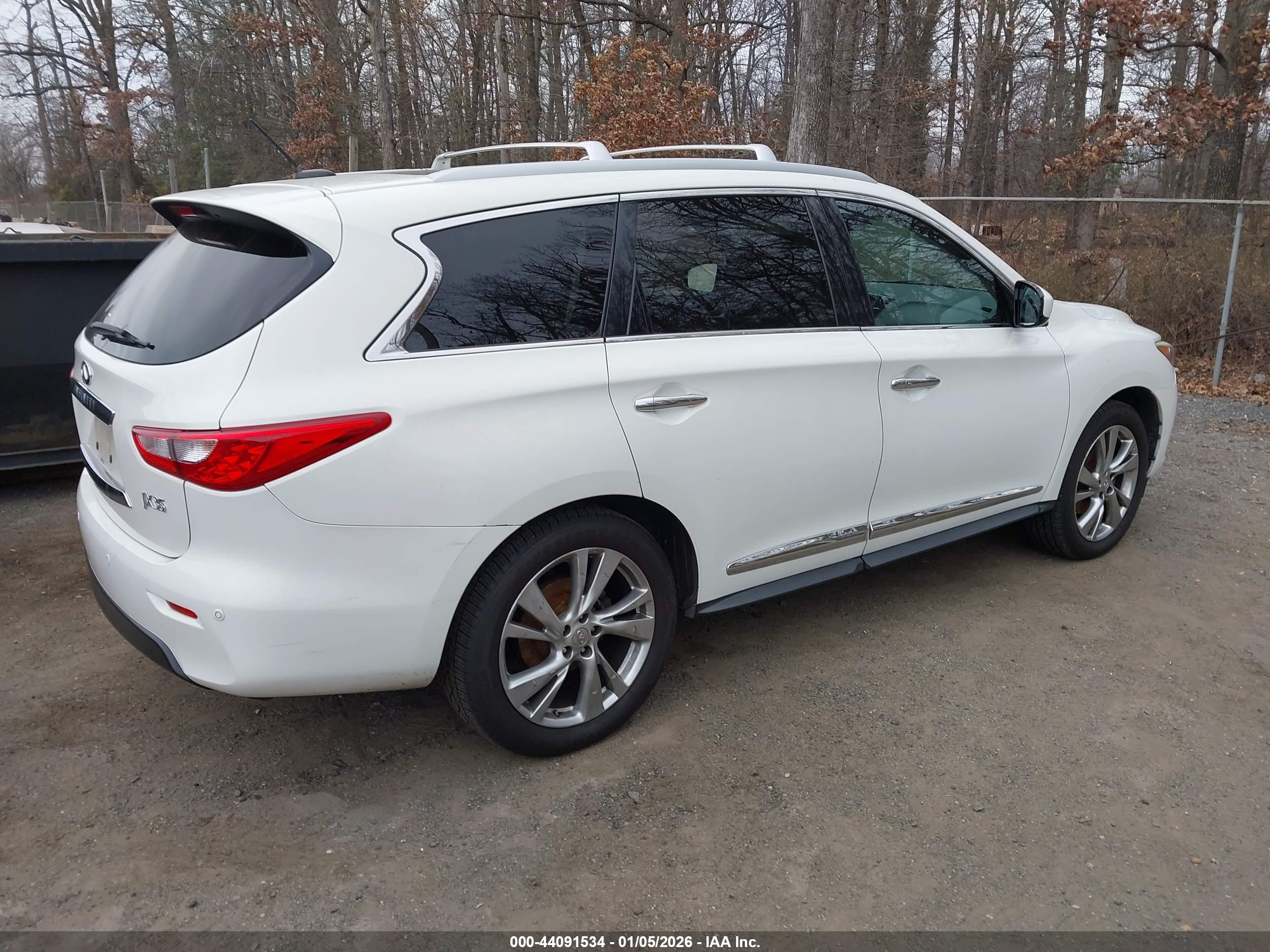 INFINITI JX35 image 4