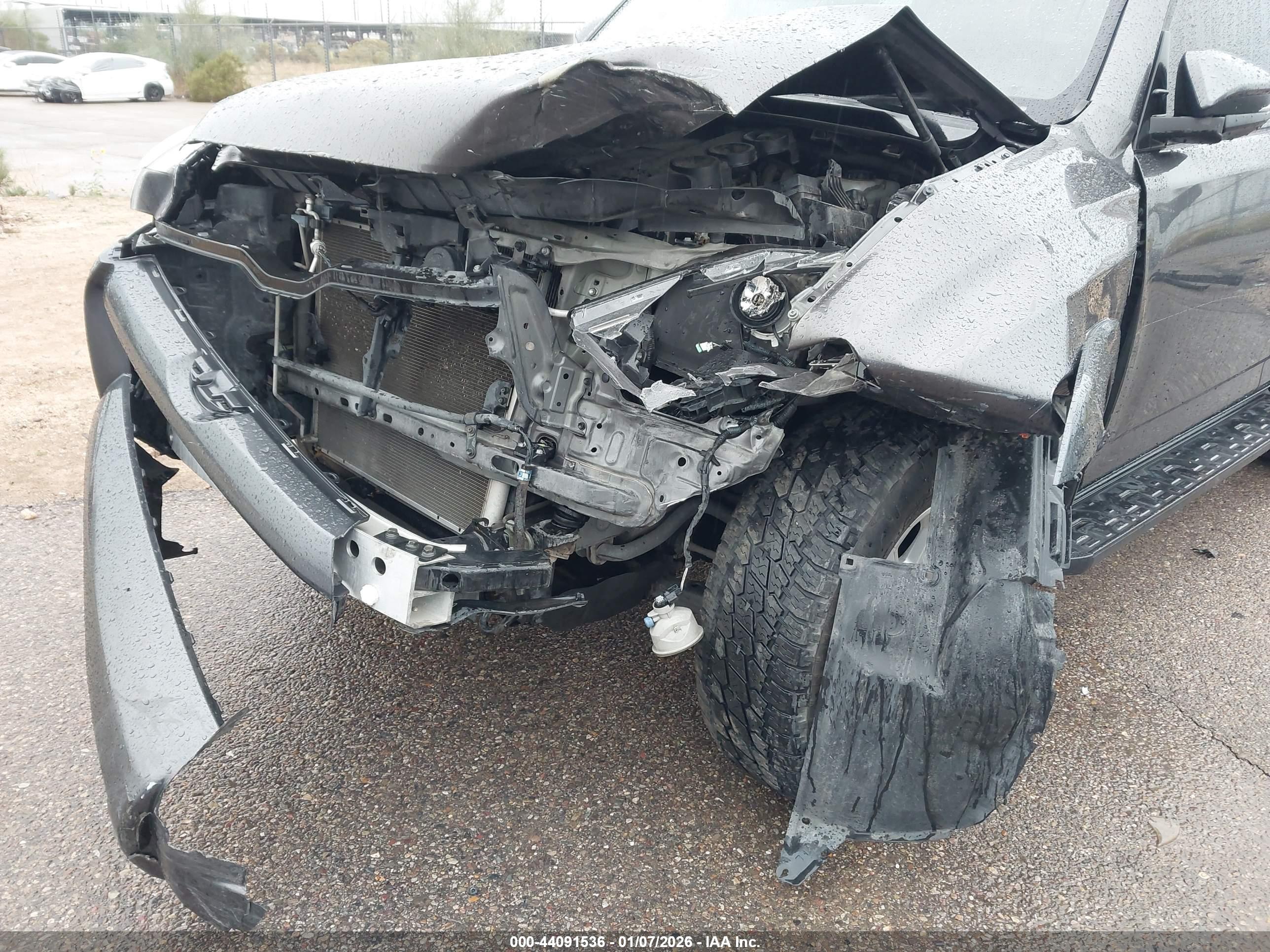 TOYOTA 4RUNNER image 6