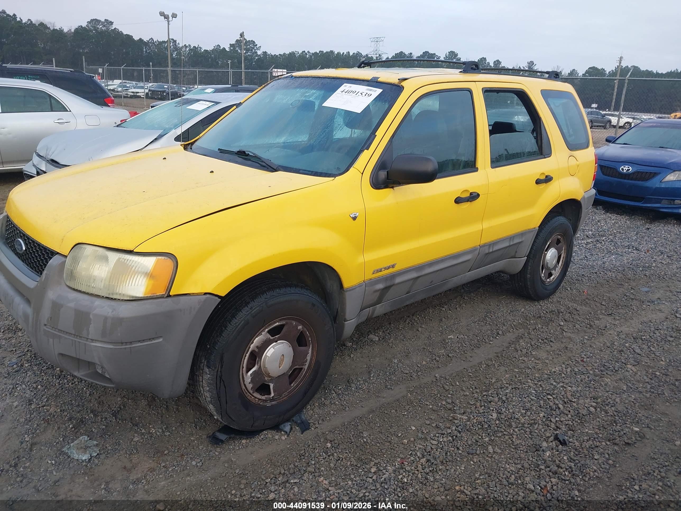 FORD ESCAPE image 2