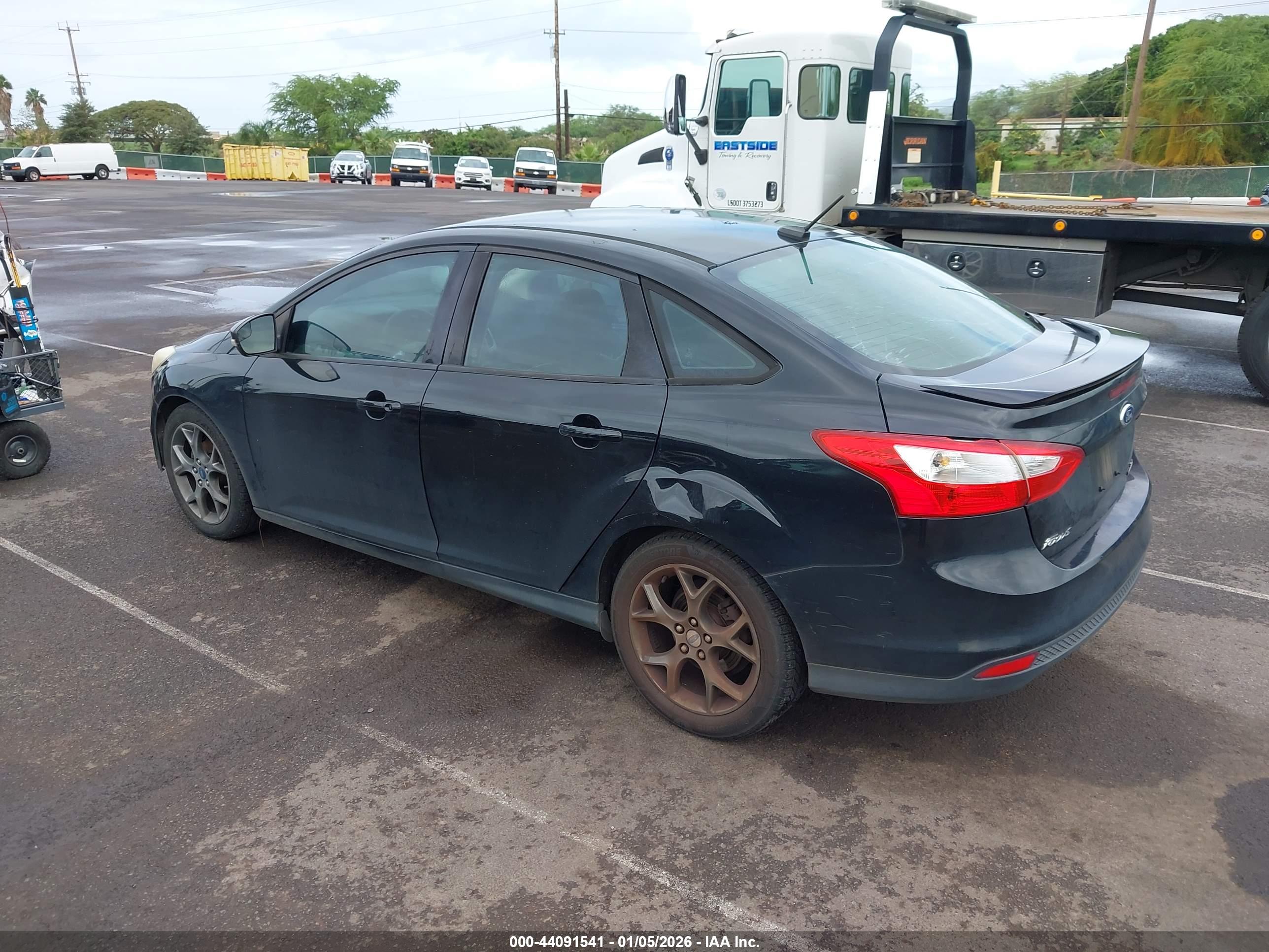 FORD FOCUS image 3
