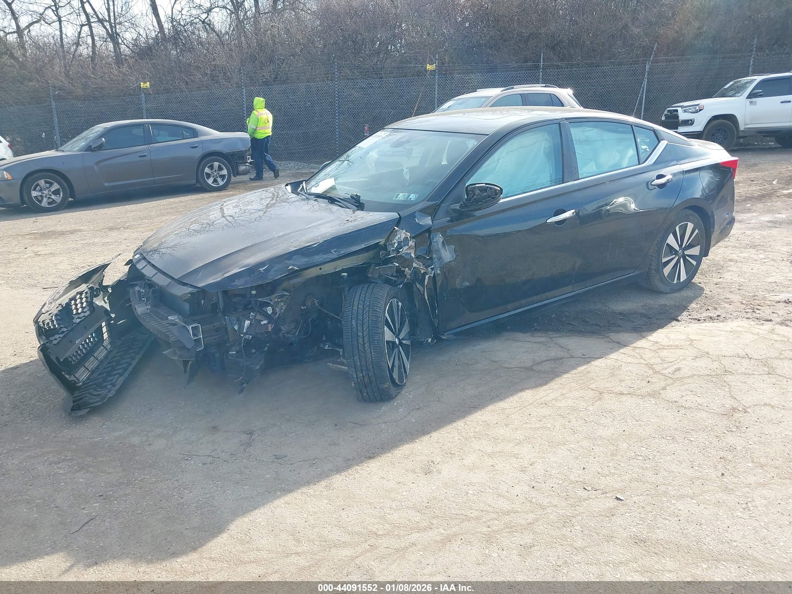 NISSAN ALTIMA image 2