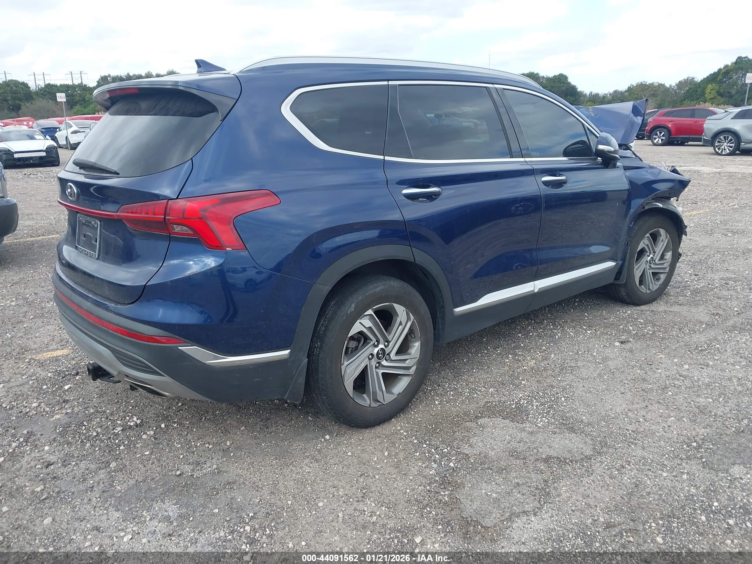 HYUNDAI SANTA image 4