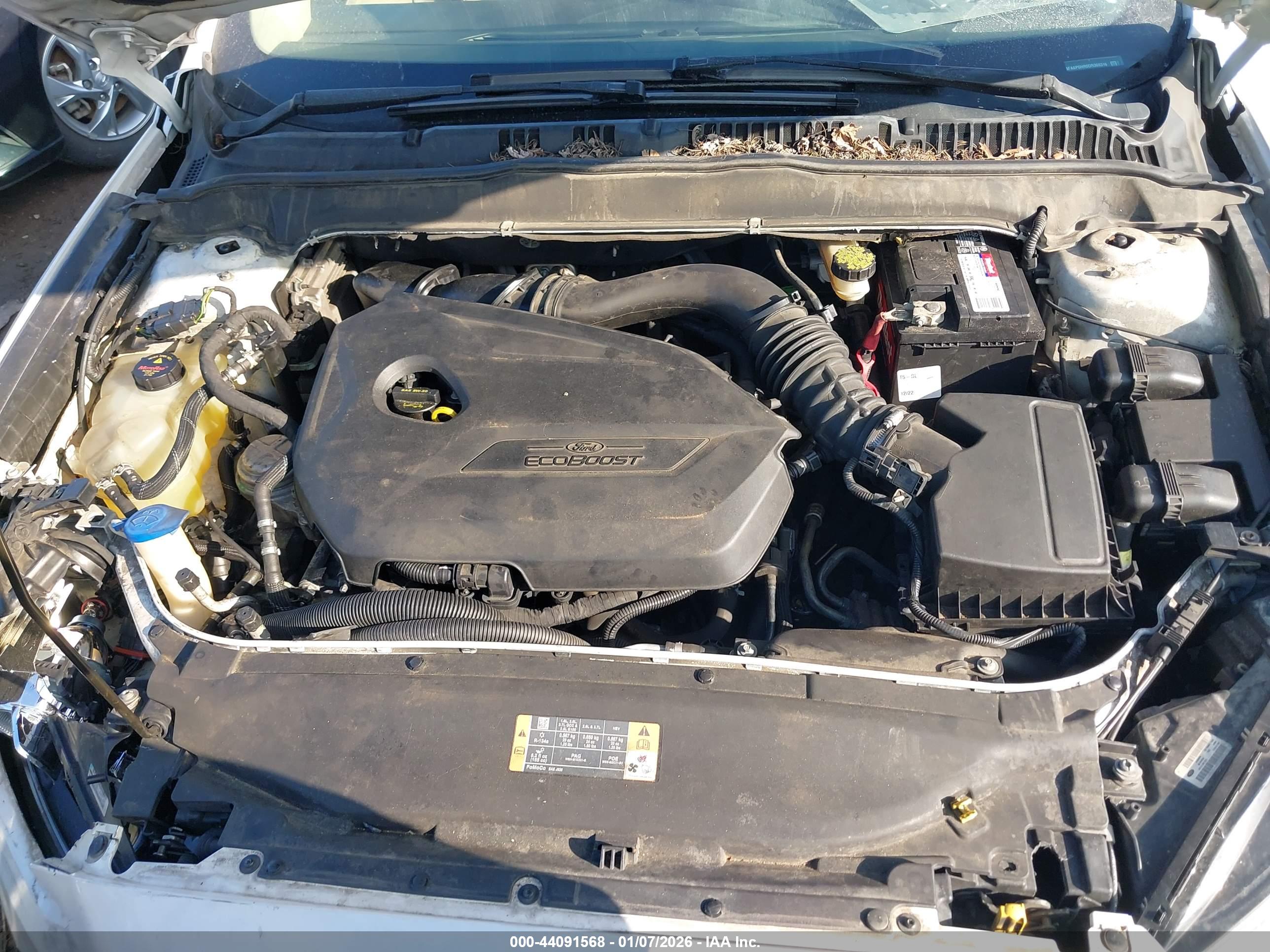 FORD FUSION image 10