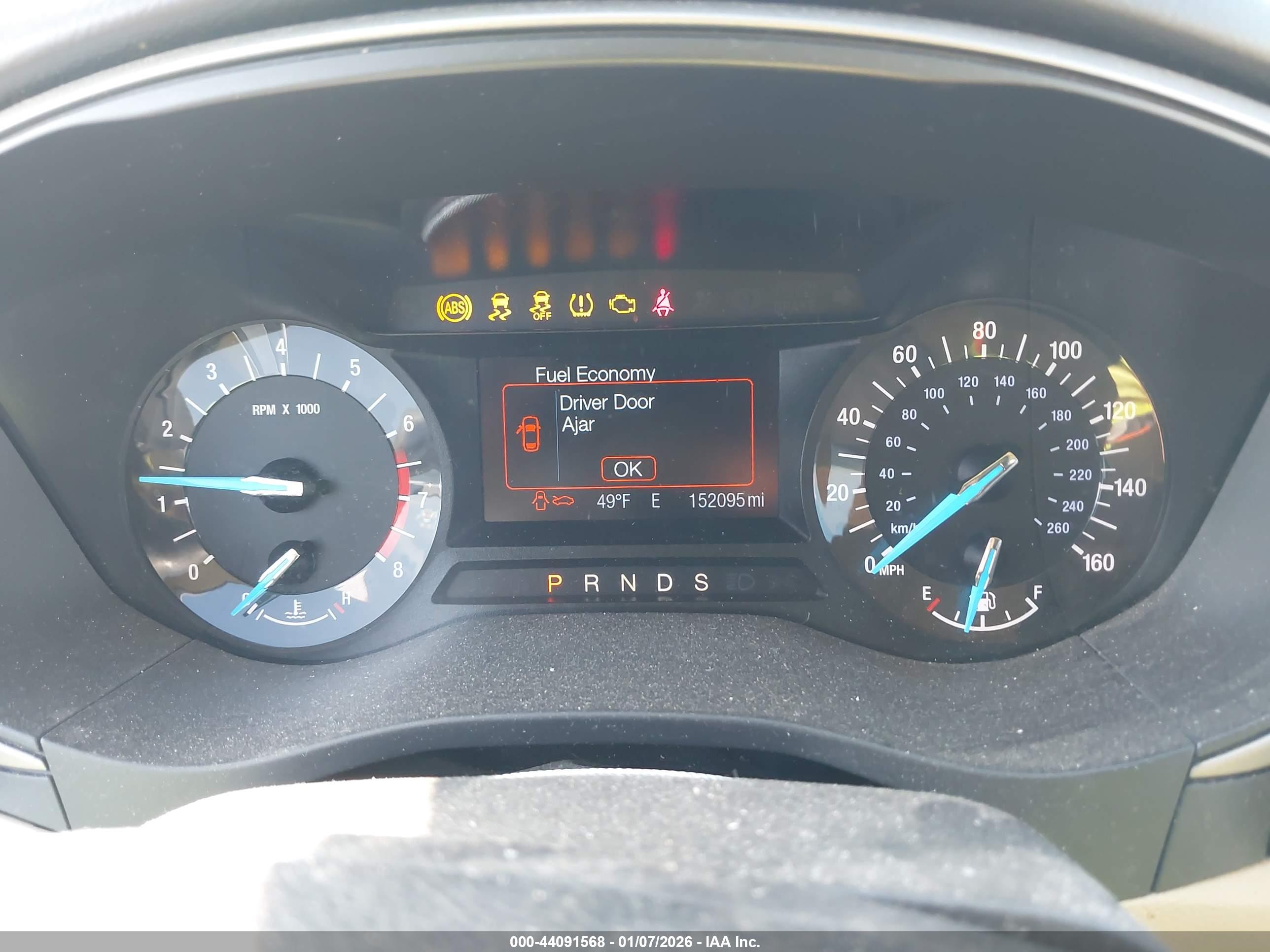 FORD FUSION image 7