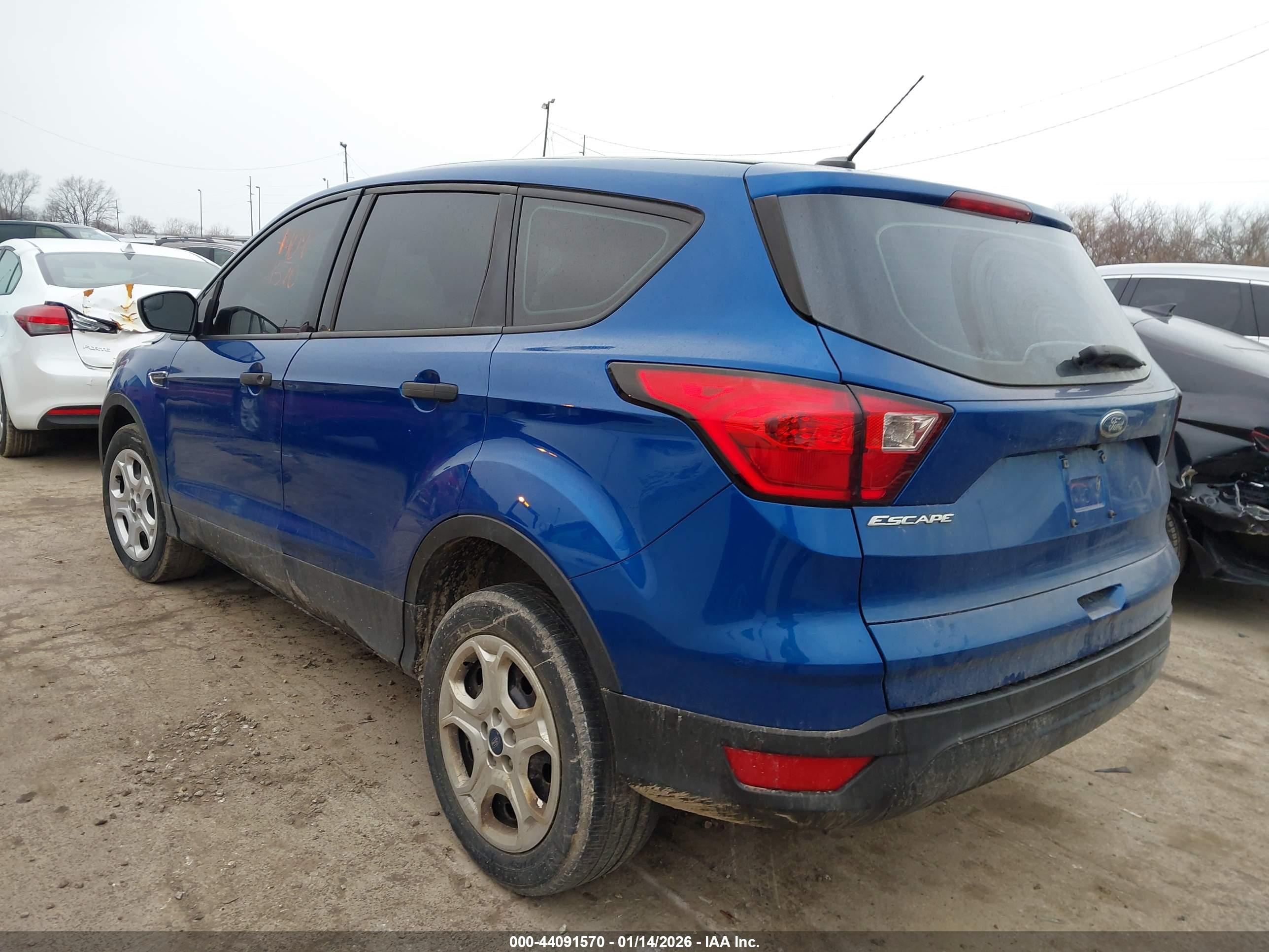 FORD ESCAPE image 3