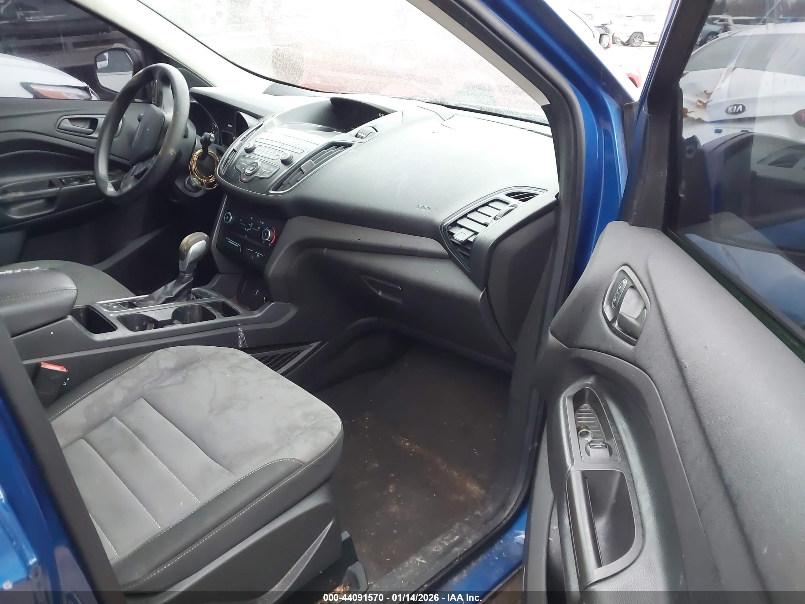 FORD ESCAPE image 5