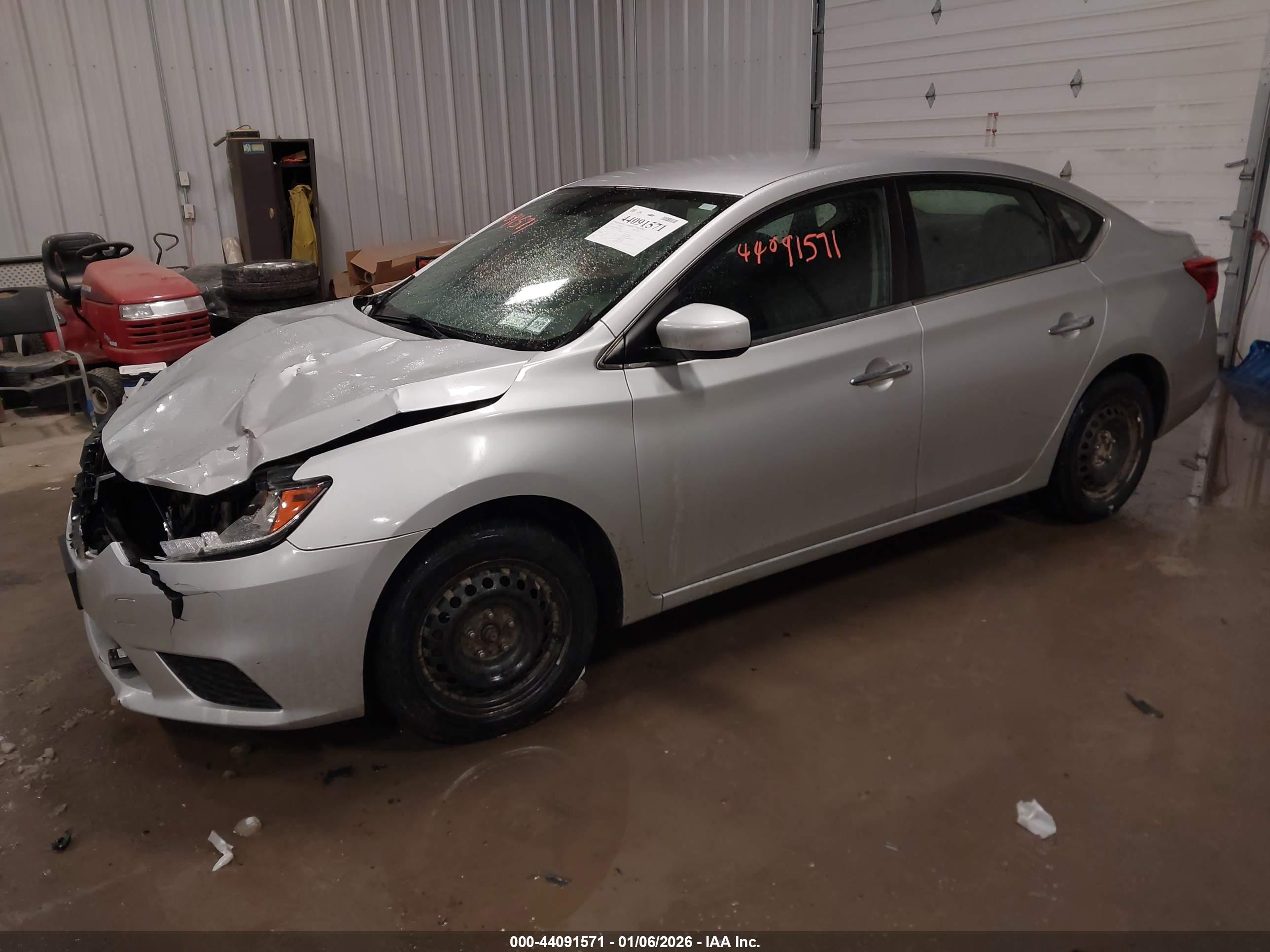 NISSAN SENTRA image 2