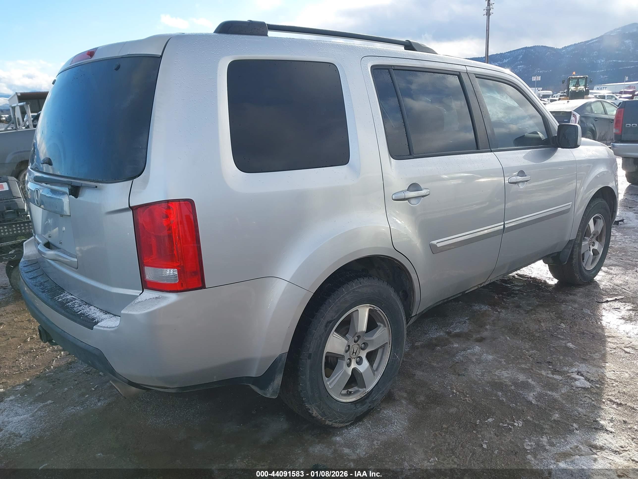 HONDA PILOT image 4